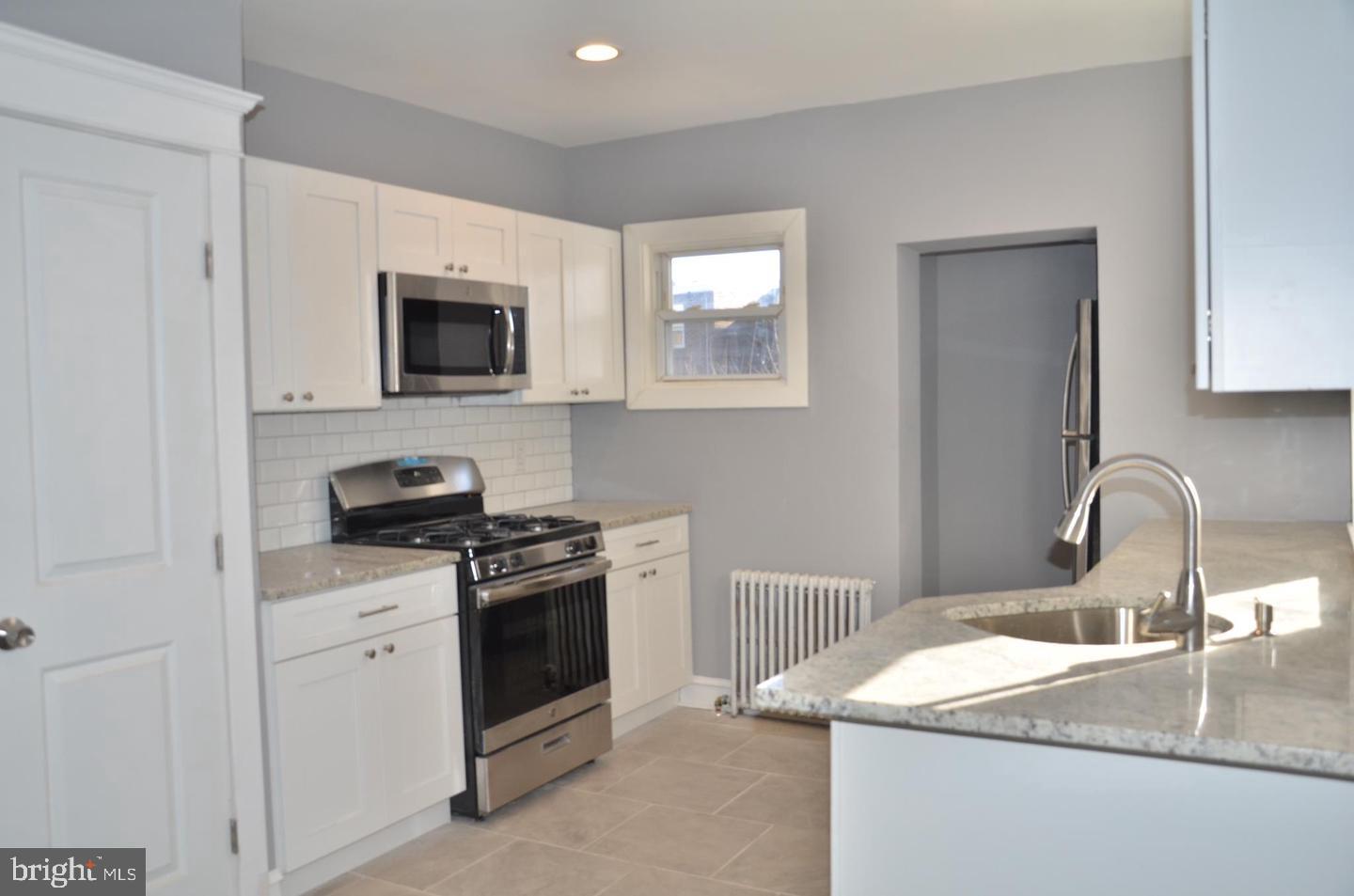 PHILADELPHIA (SOUTHWEST) - Residential