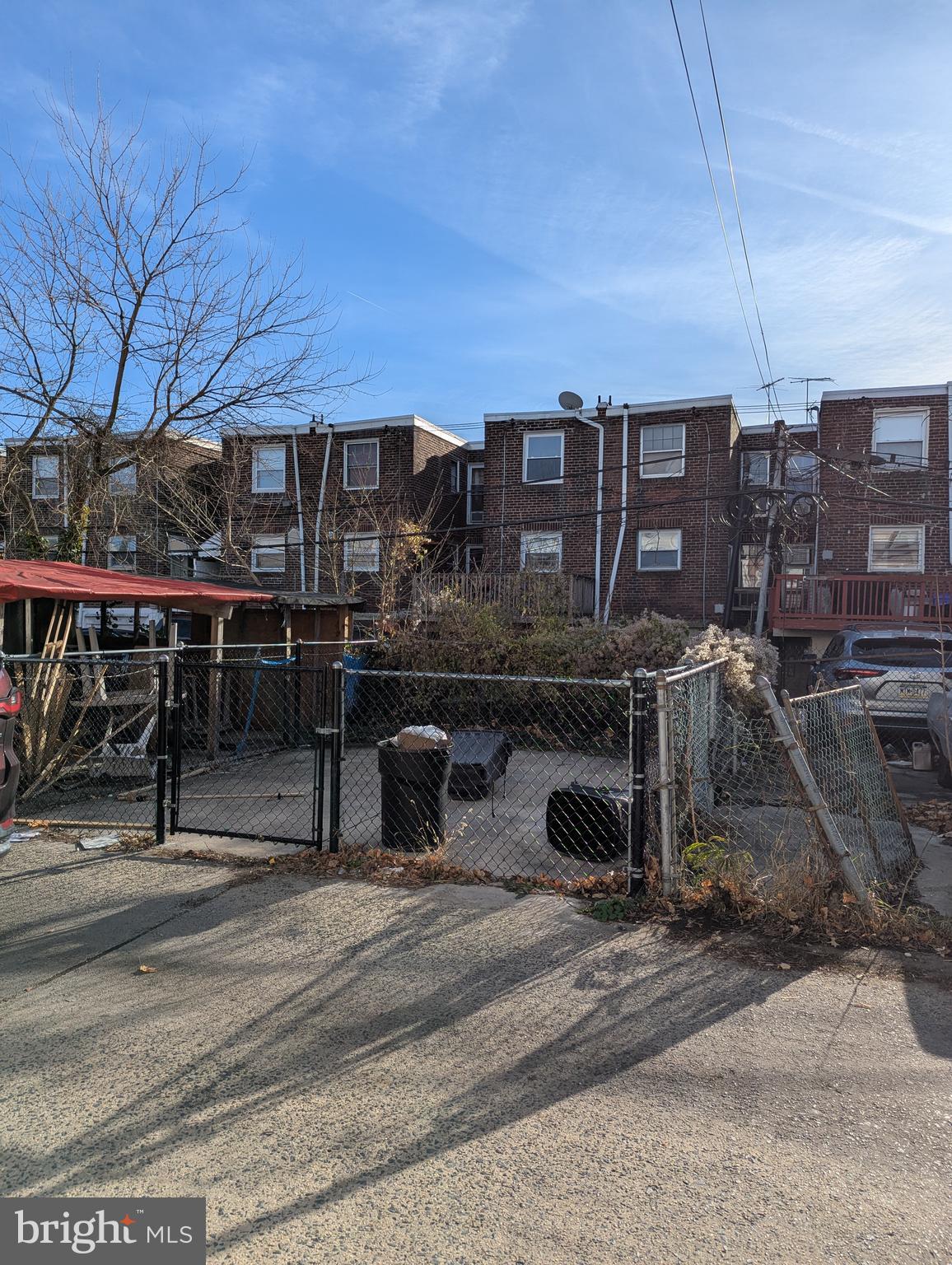 PHILADELPHIA (SOUTHWEST) - Residential