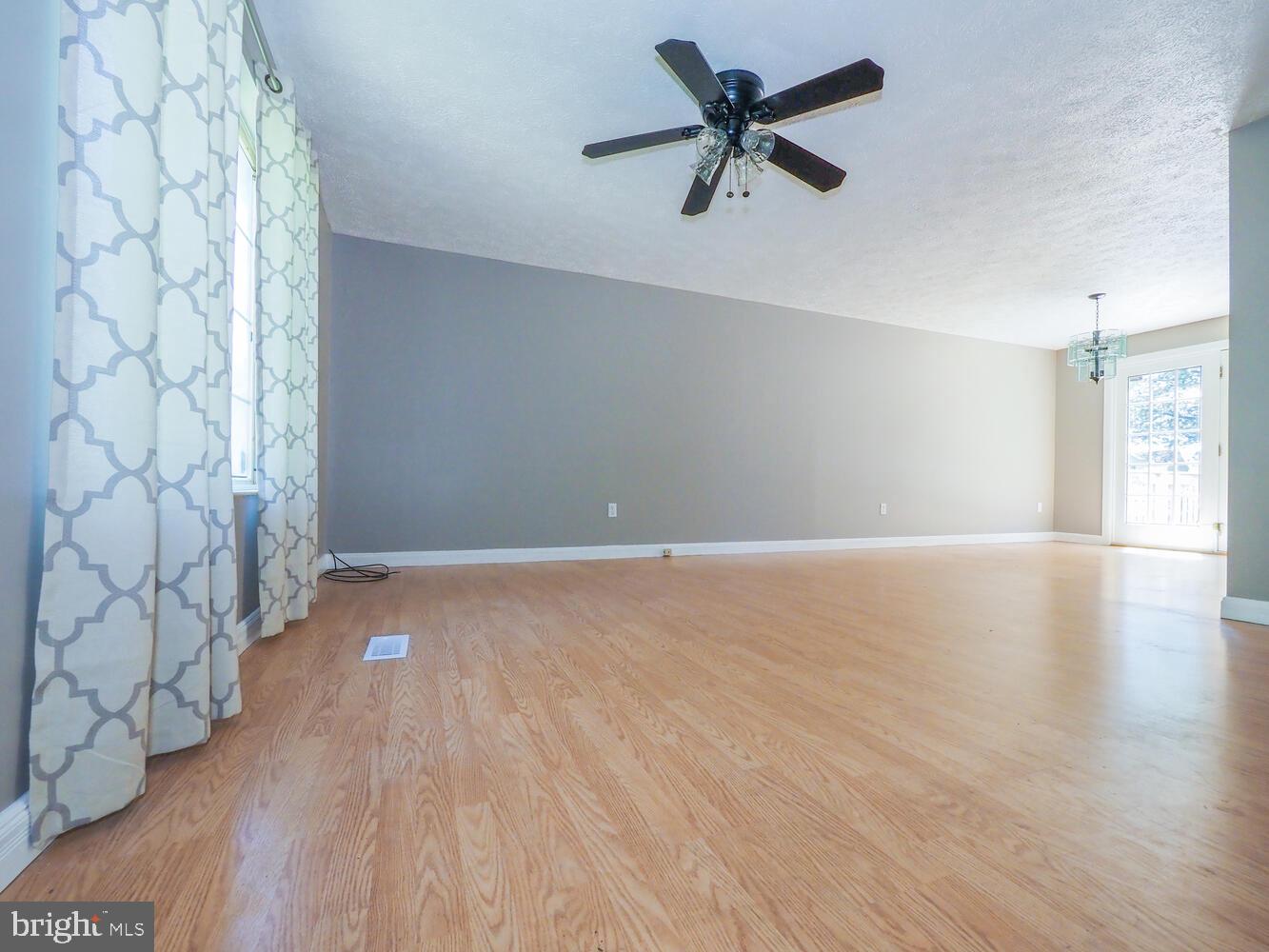 CHESTERFIELD - Residential