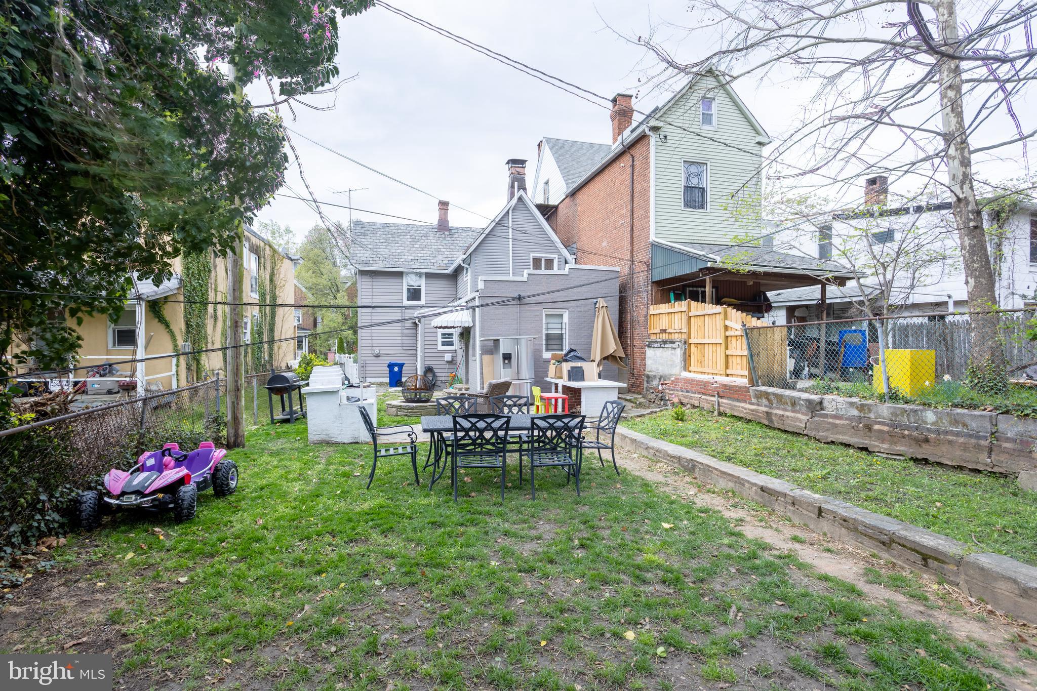 WAVERLY - Residential