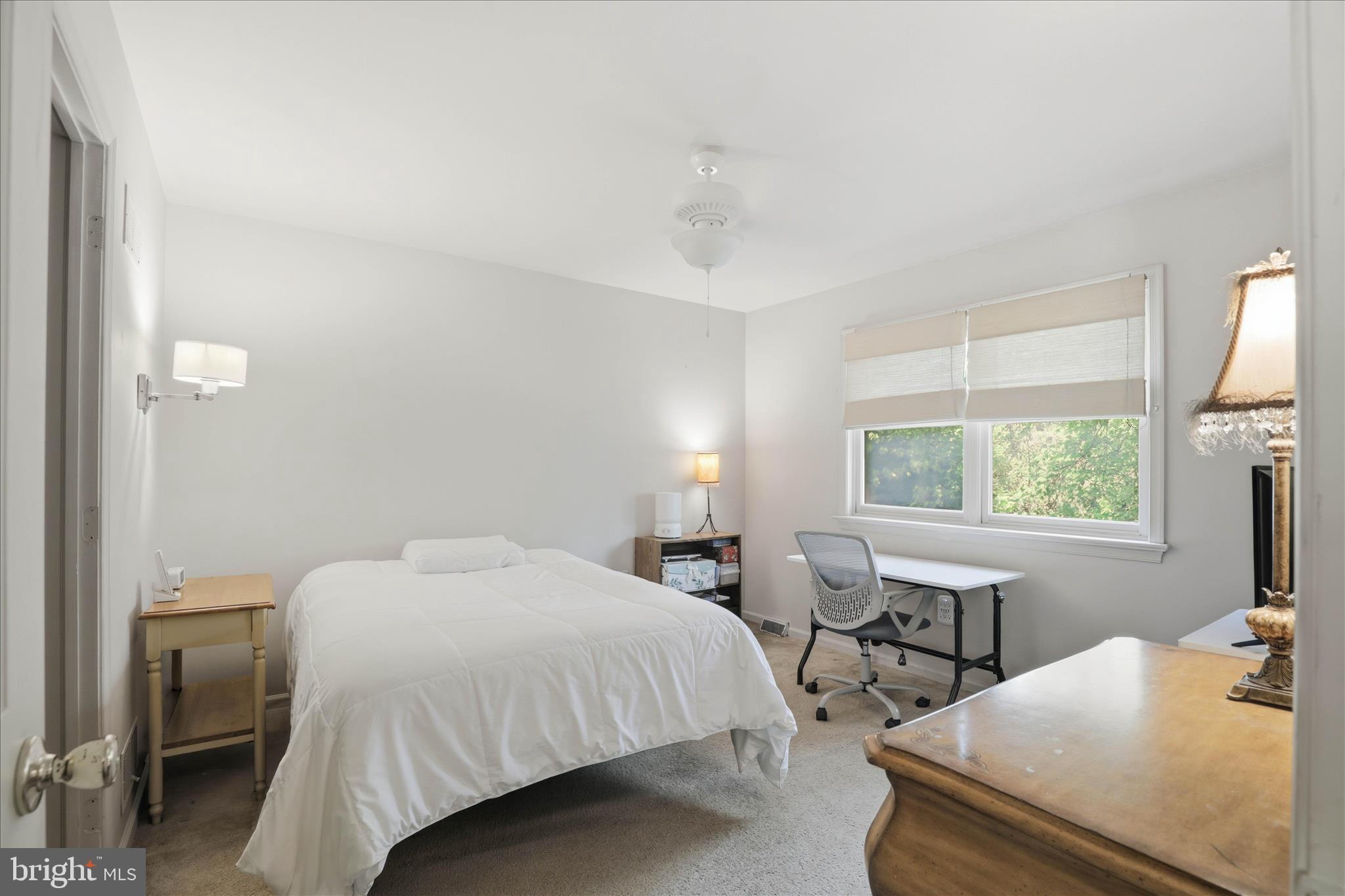GLENBROOK - Residential