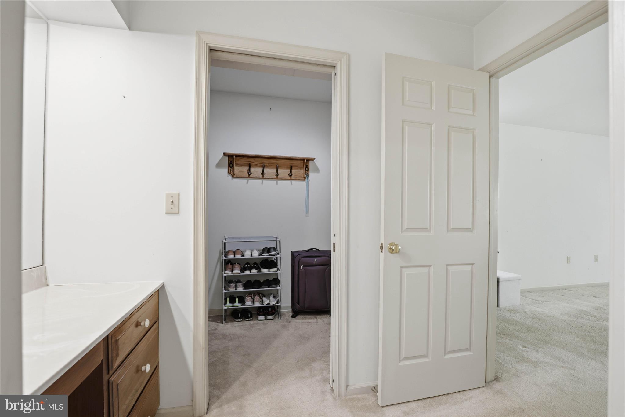 GLENBROOK - Residential