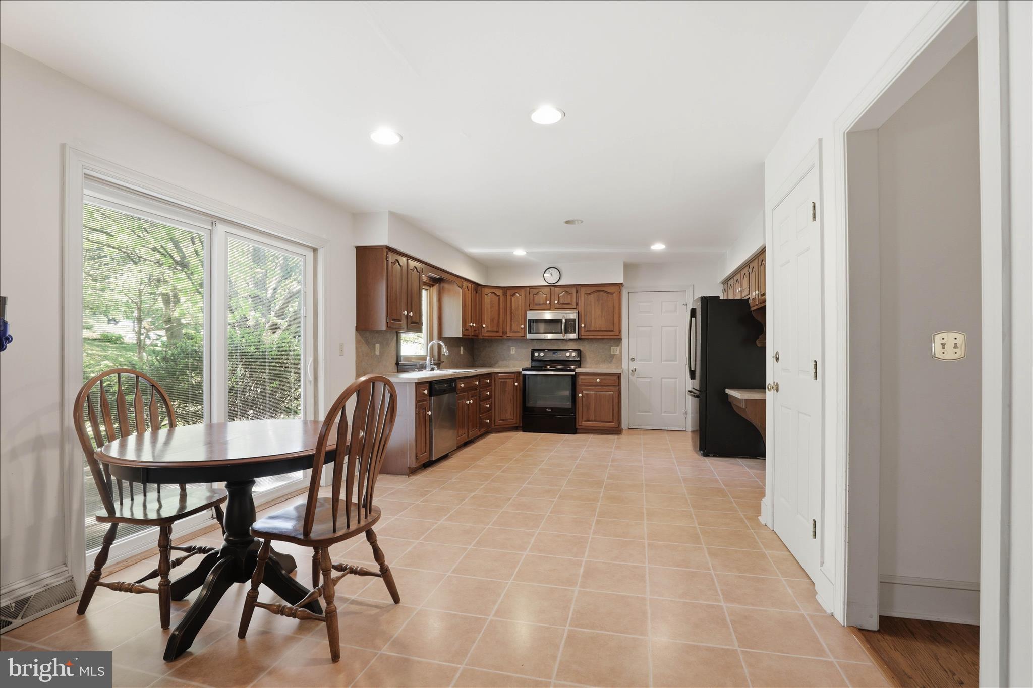 GLENBROOK - Residential