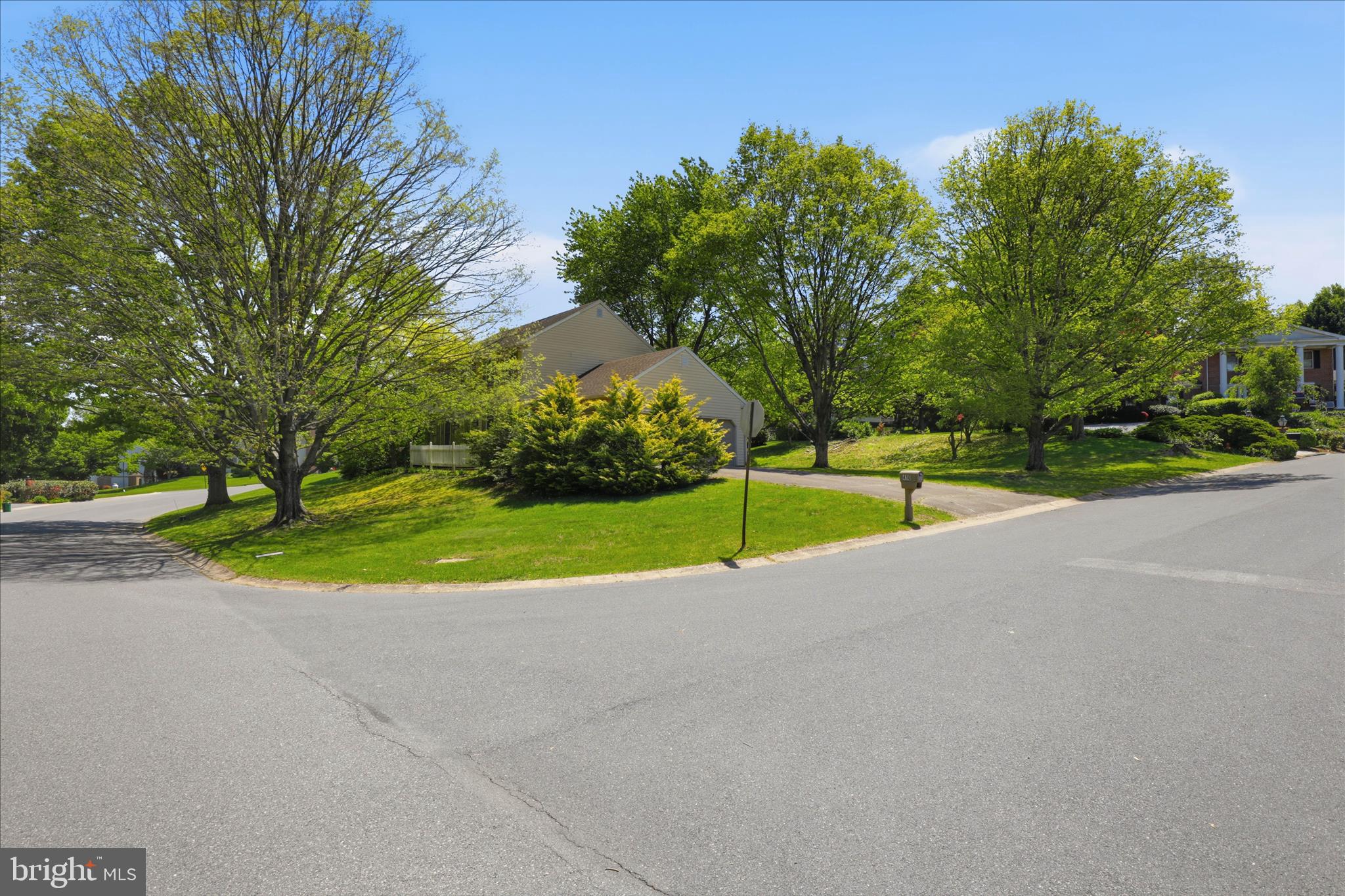 GLENBROOK - Residential