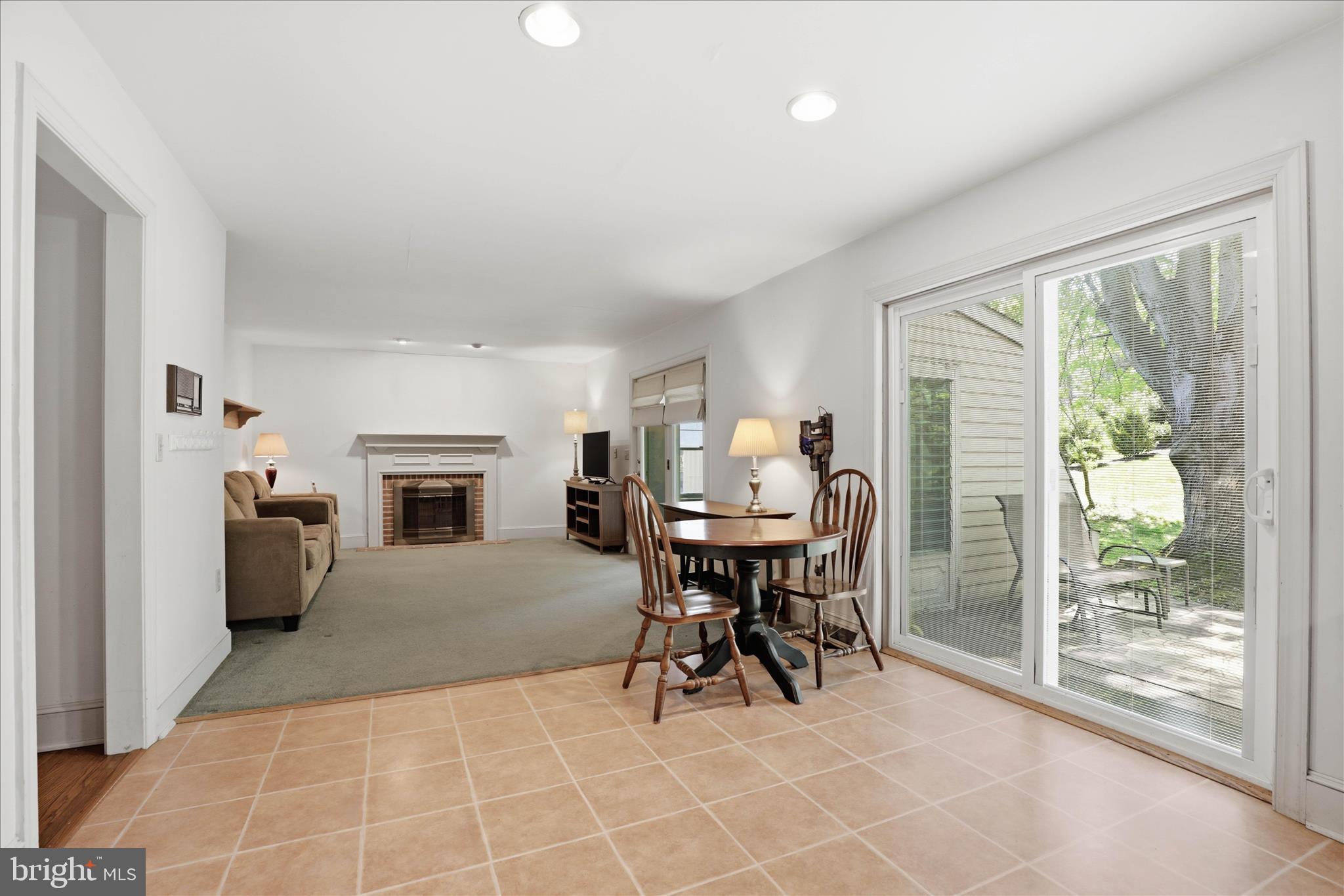GLENBROOK - Residential