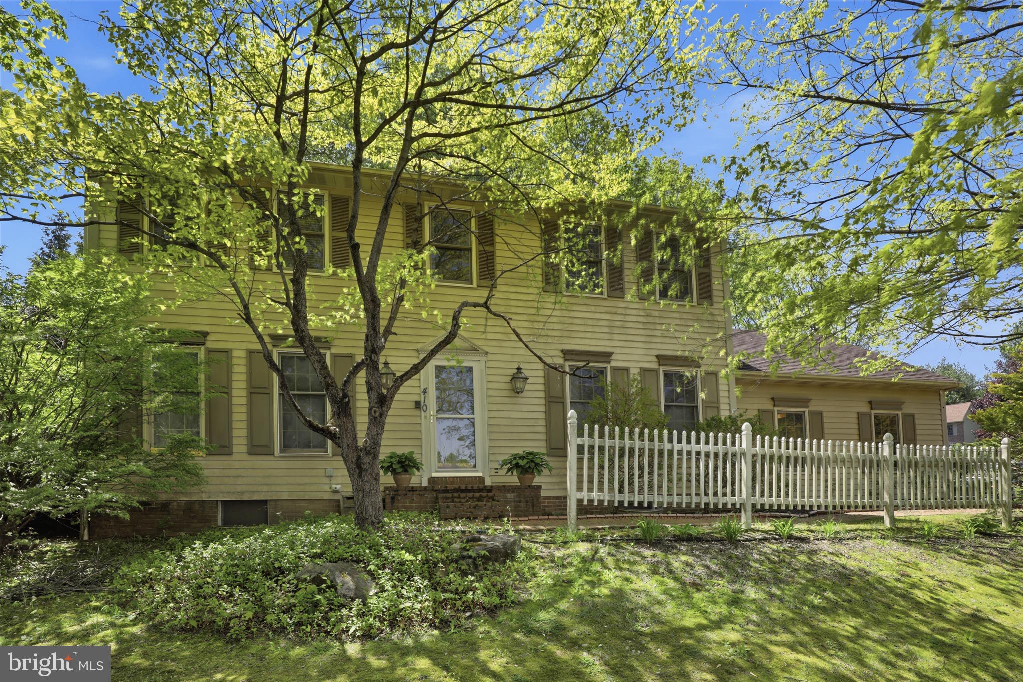 GLENBROOK - Residential