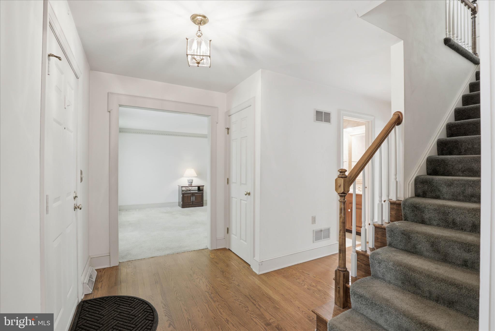 GLENBROOK - Residential
