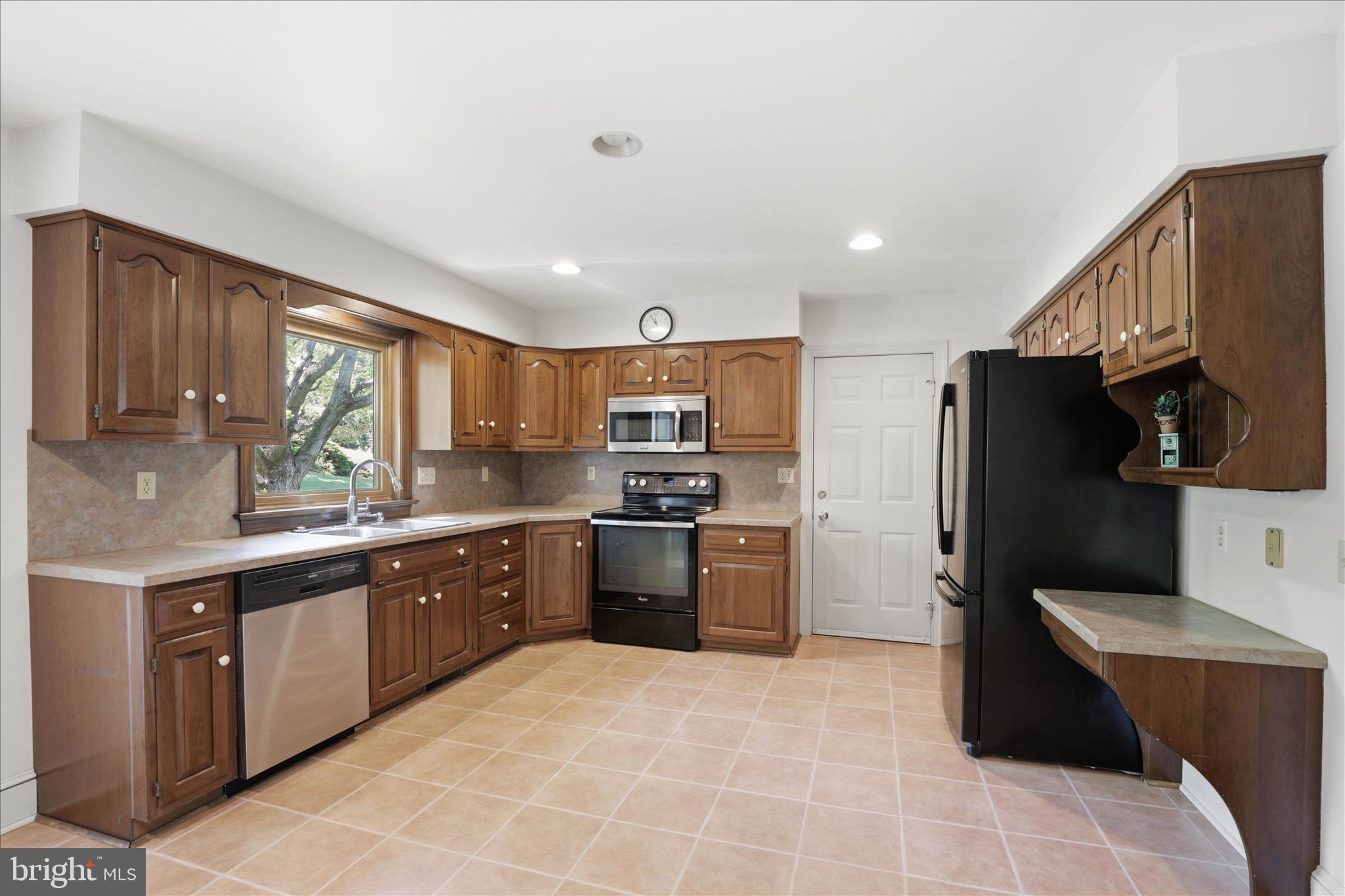 GLENBROOK - Residential