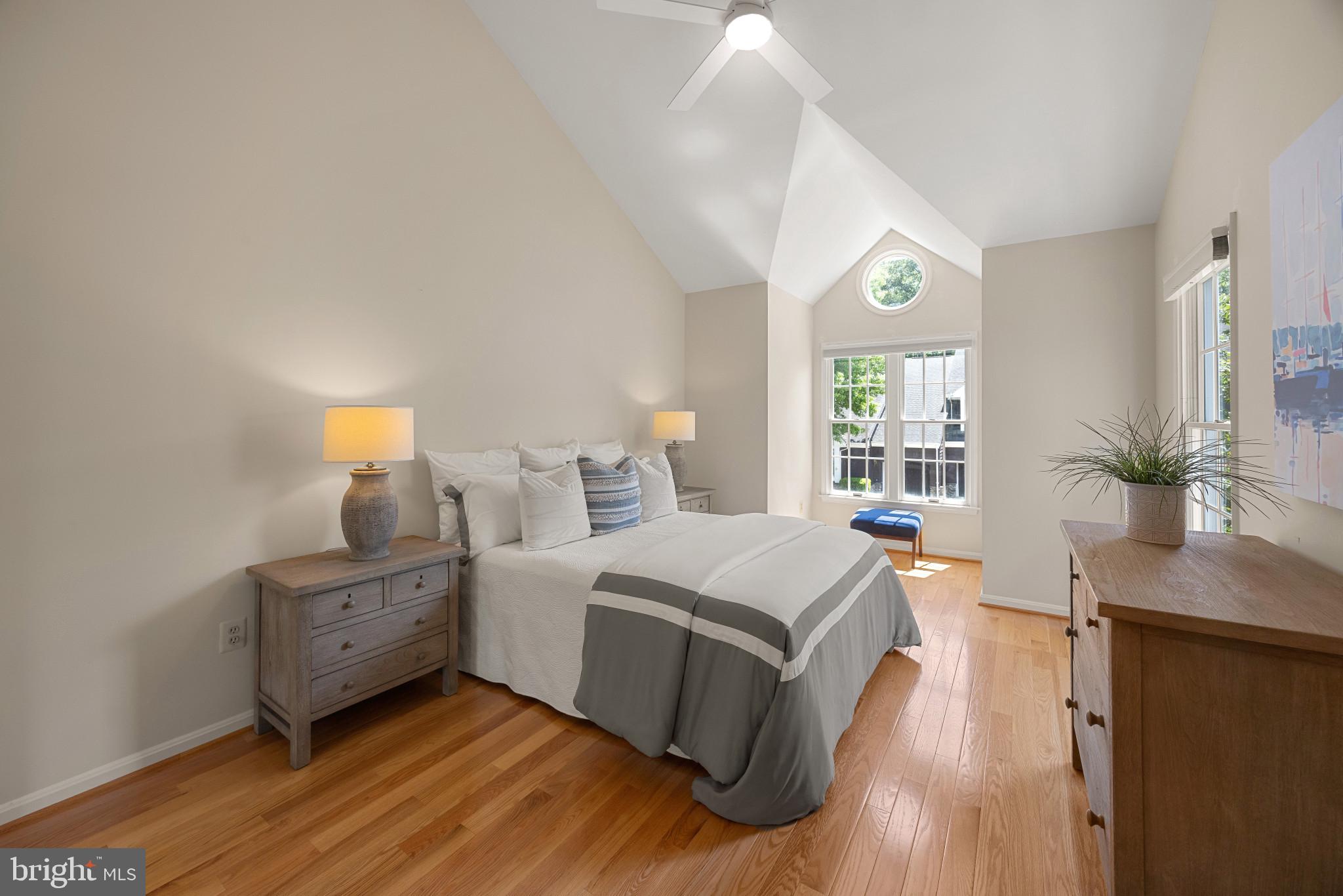 RIVA TRACE - Residential