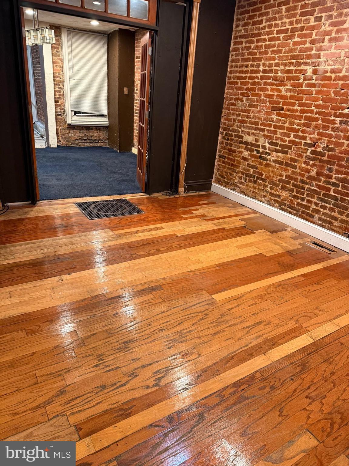 1210 N CURLEY STREET