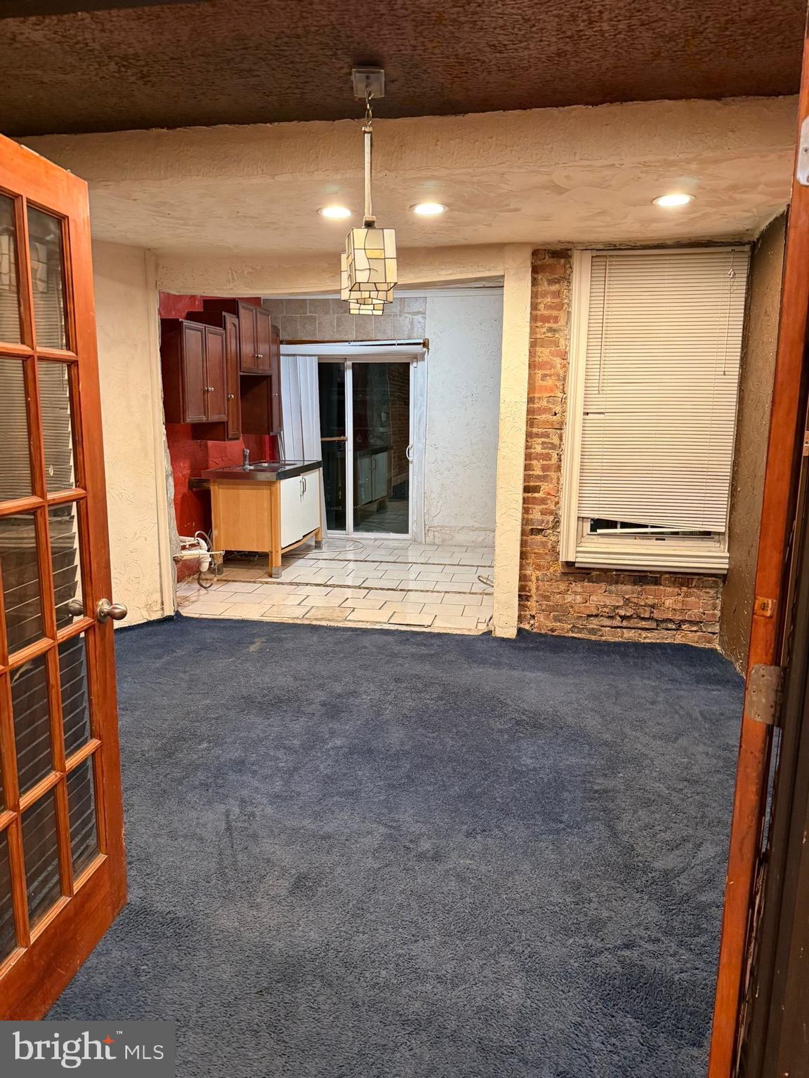 1210 N CURLEY STREET