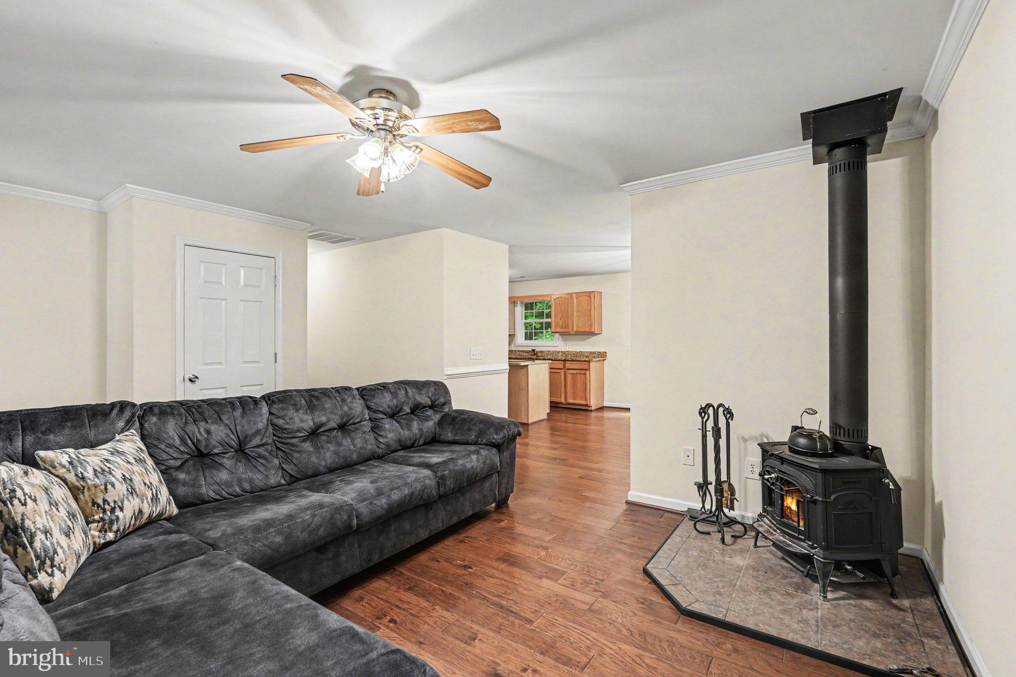 8531 LIVINGSTON COURT