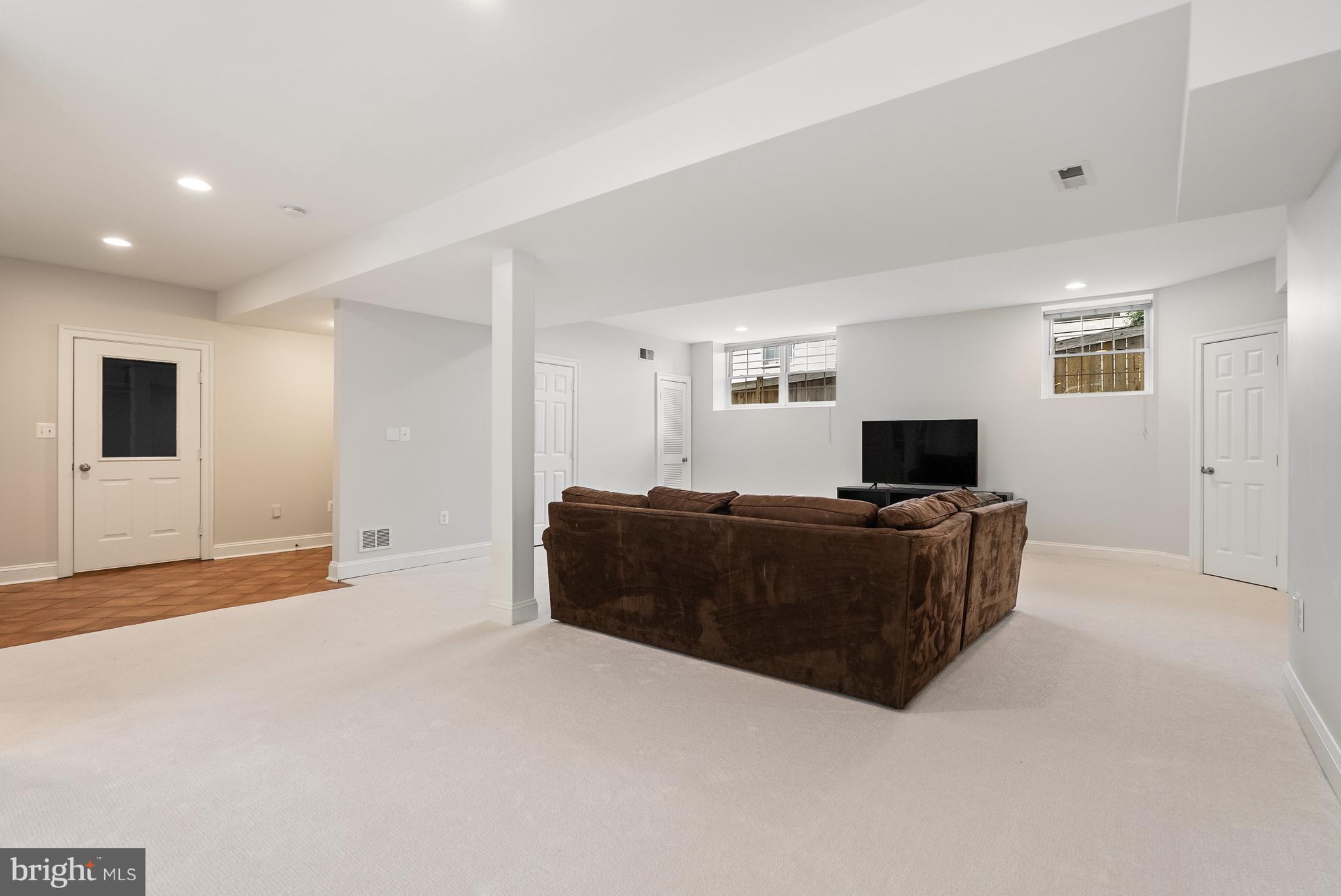 WEST CHEVY CHASE HEIGHTS - Residential