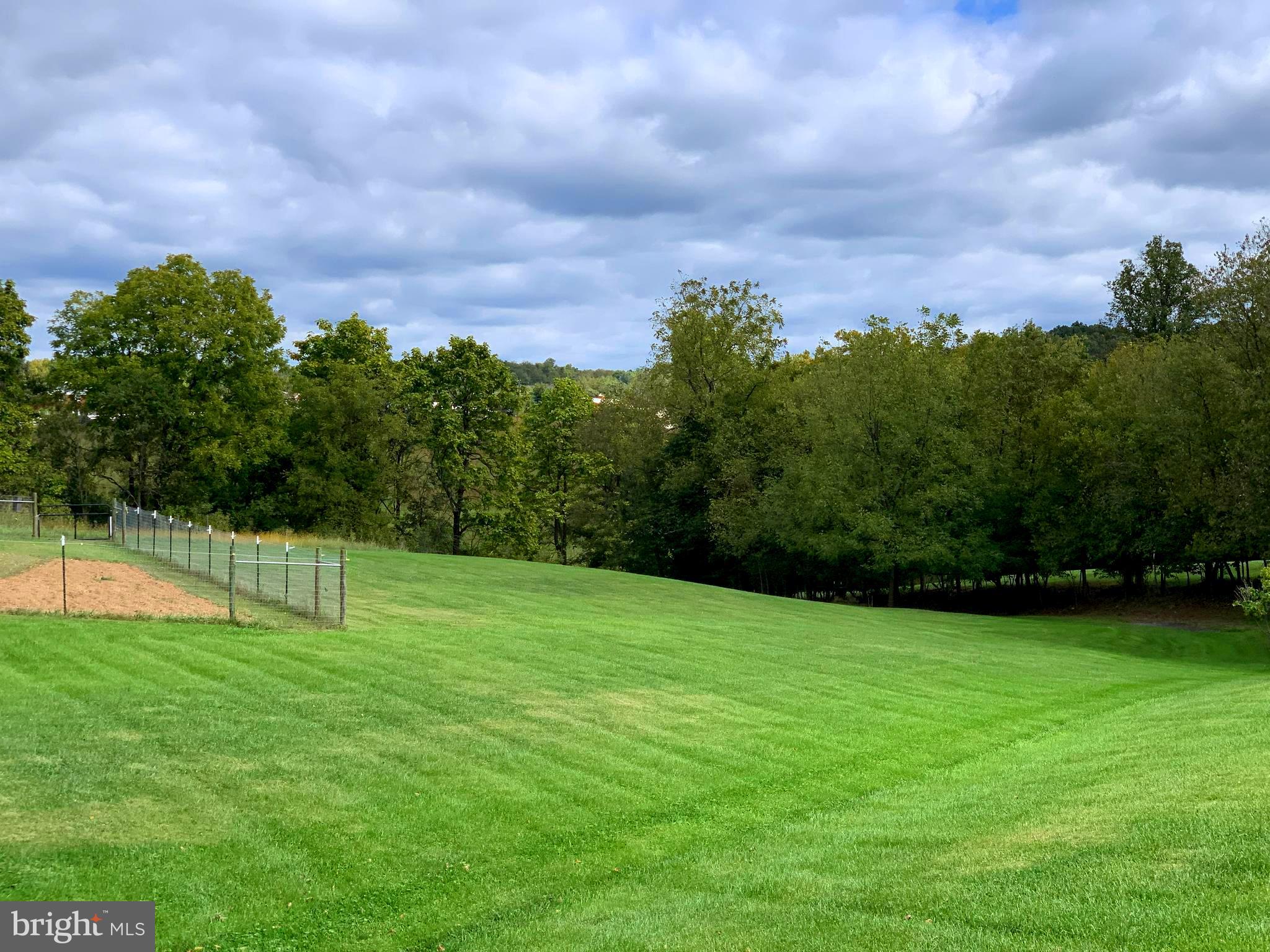 GRANT ACRES ESTATES - Residential