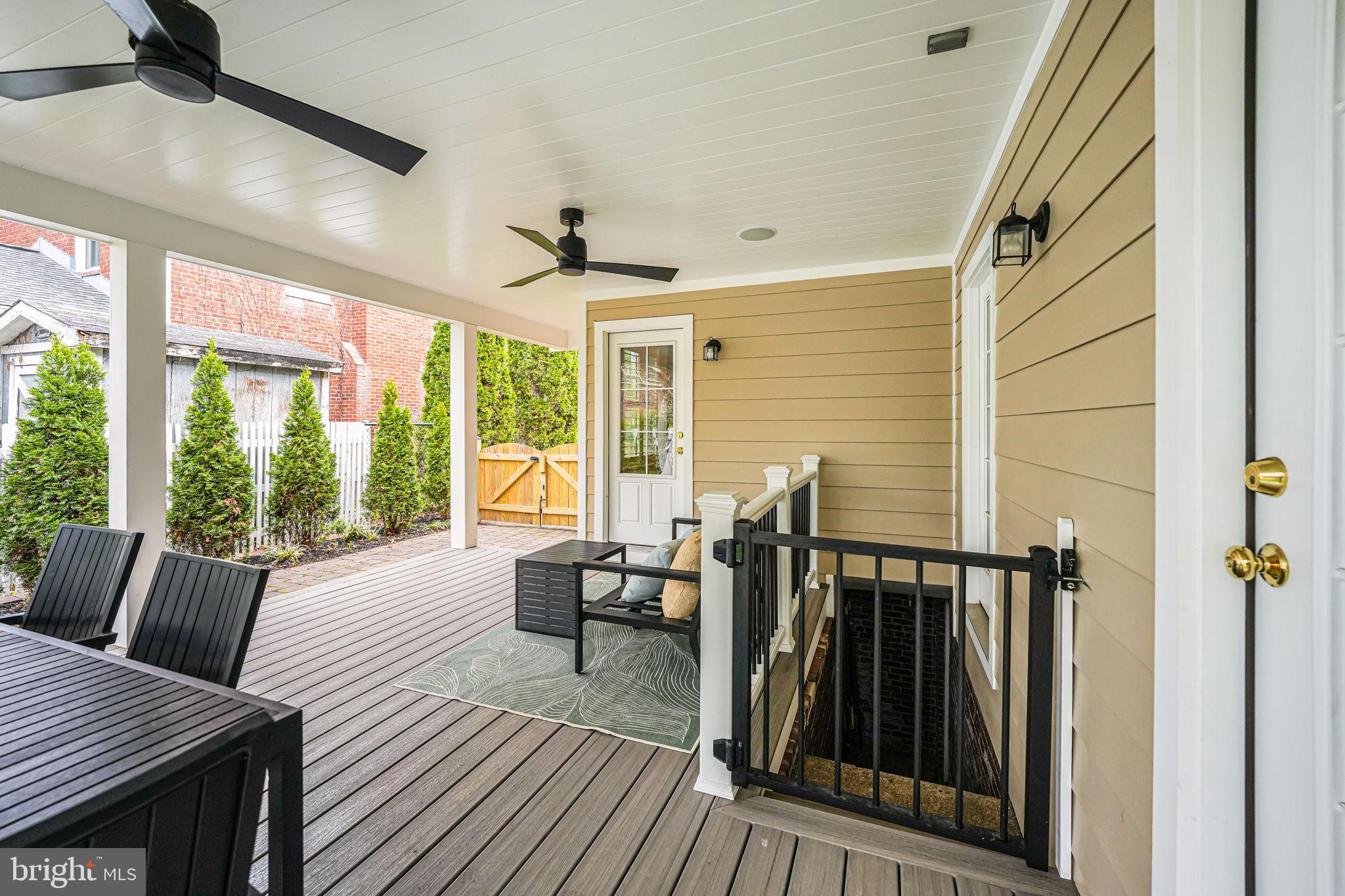 ARLINGTON HEIGHTS - Residential