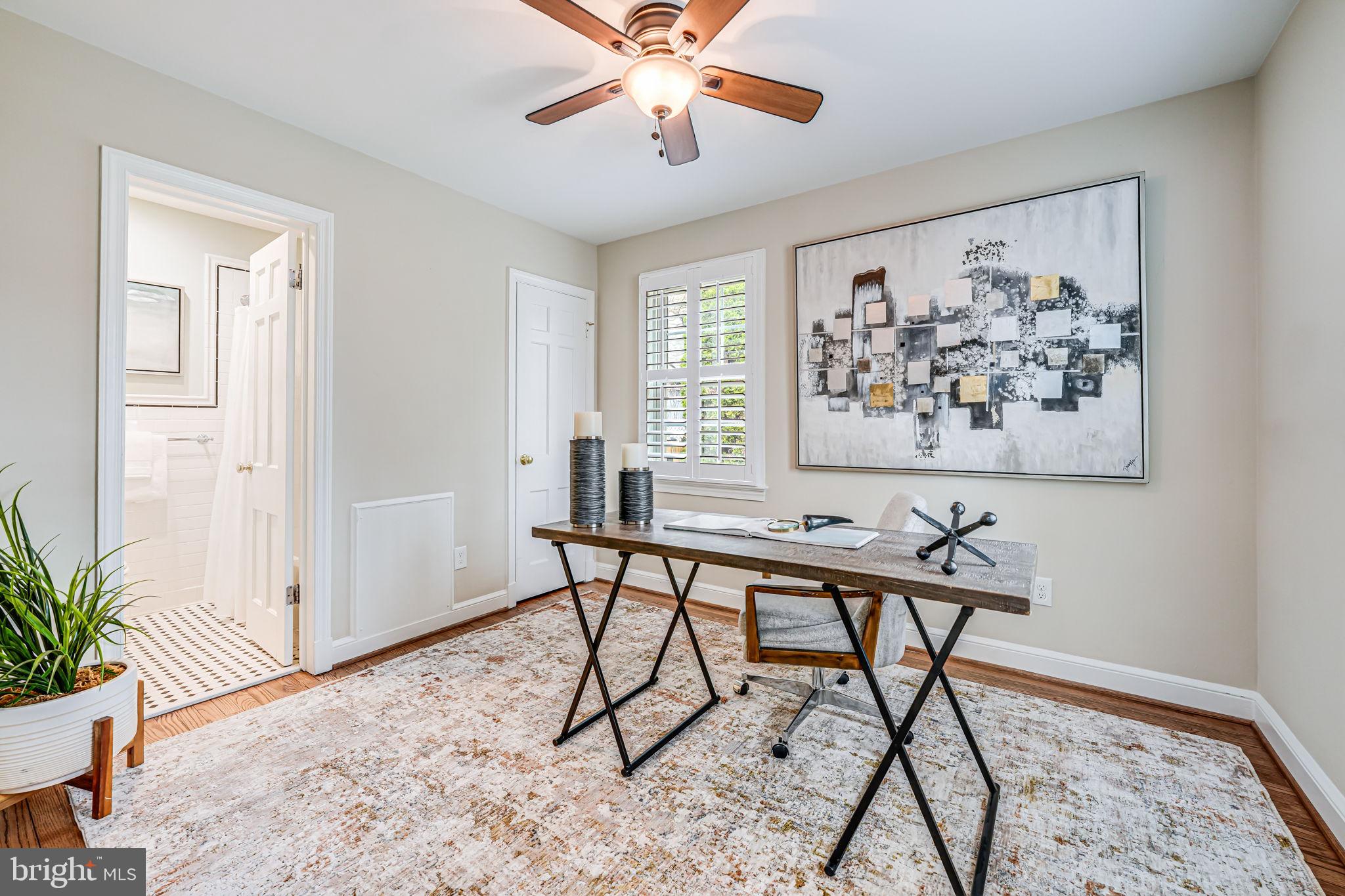 ARLINGTON HEIGHTS - Residential