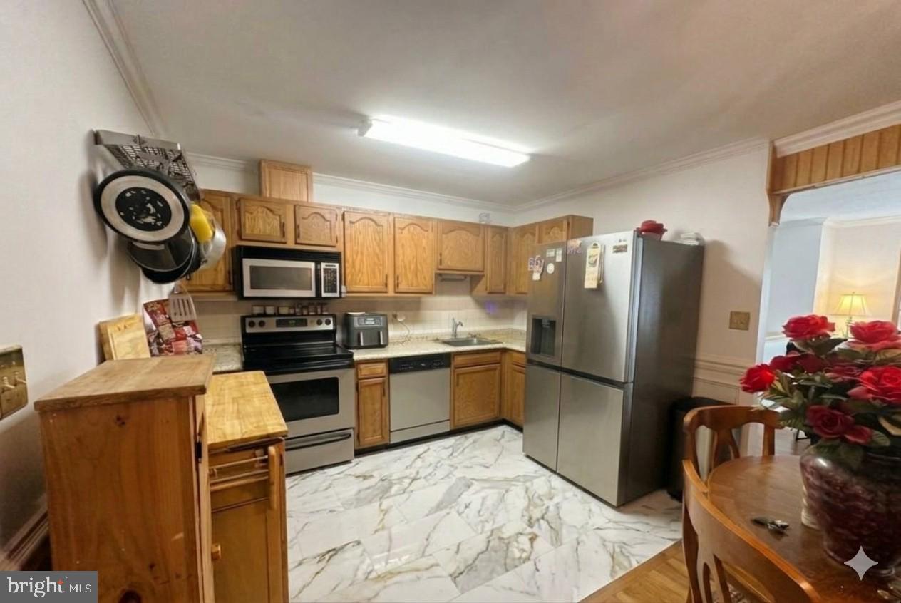 3644 8TH STREET