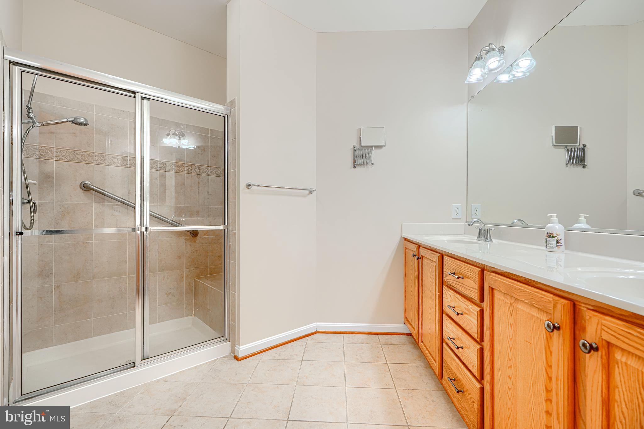 GATHERINGS AT FOREST GLEN - Residential