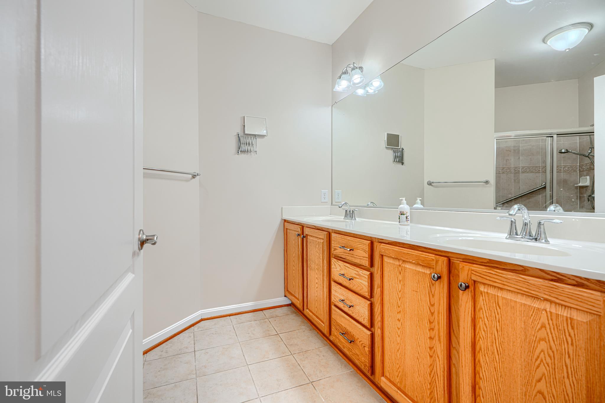 GATHERINGS AT FOREST GLEN - Residential