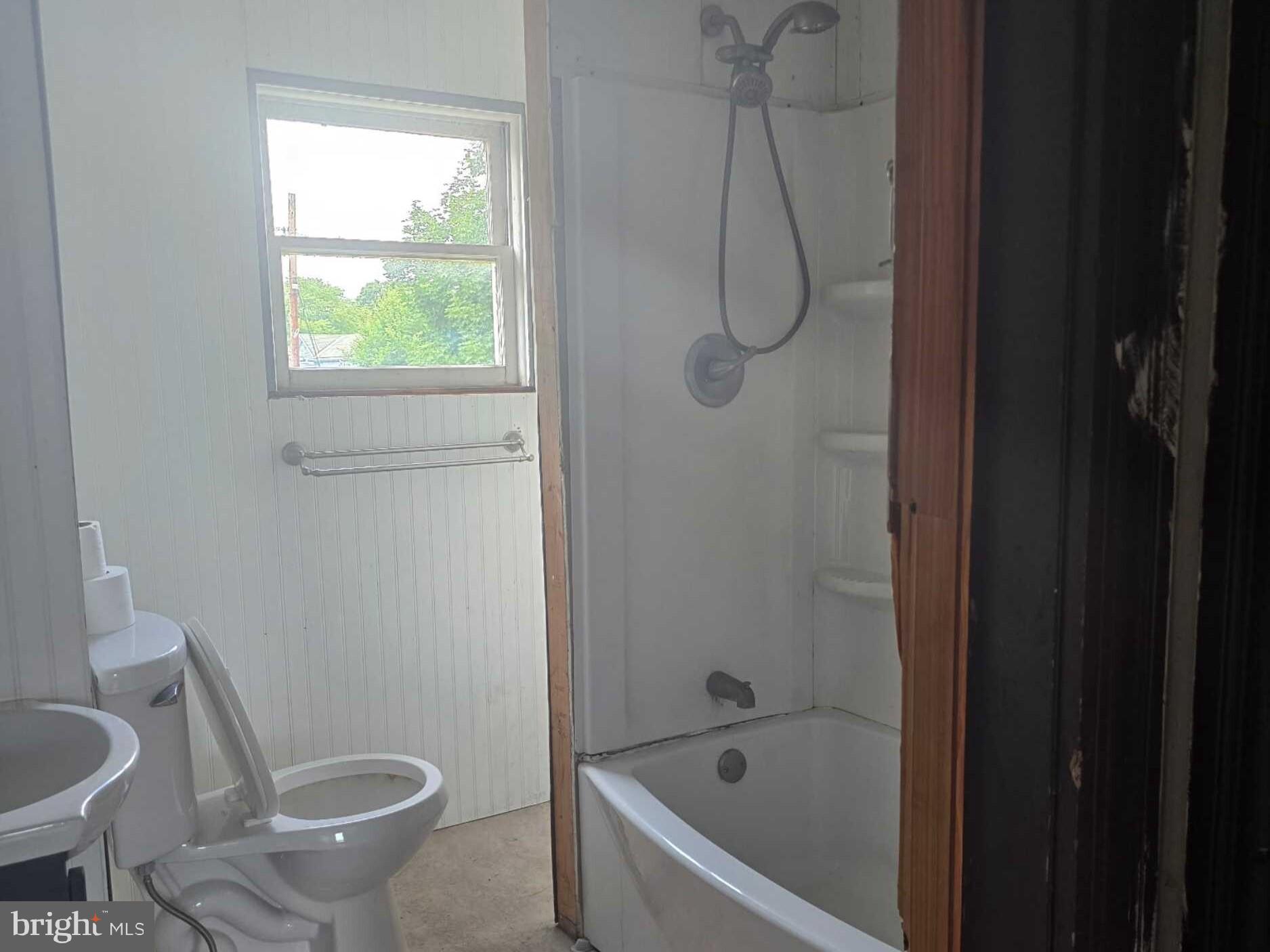 MCCOOLE ADDITION/WEST END - Residential