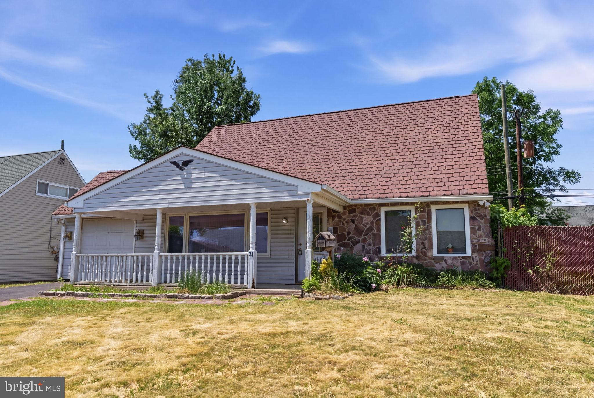 INDIAN CREEK - Residential
