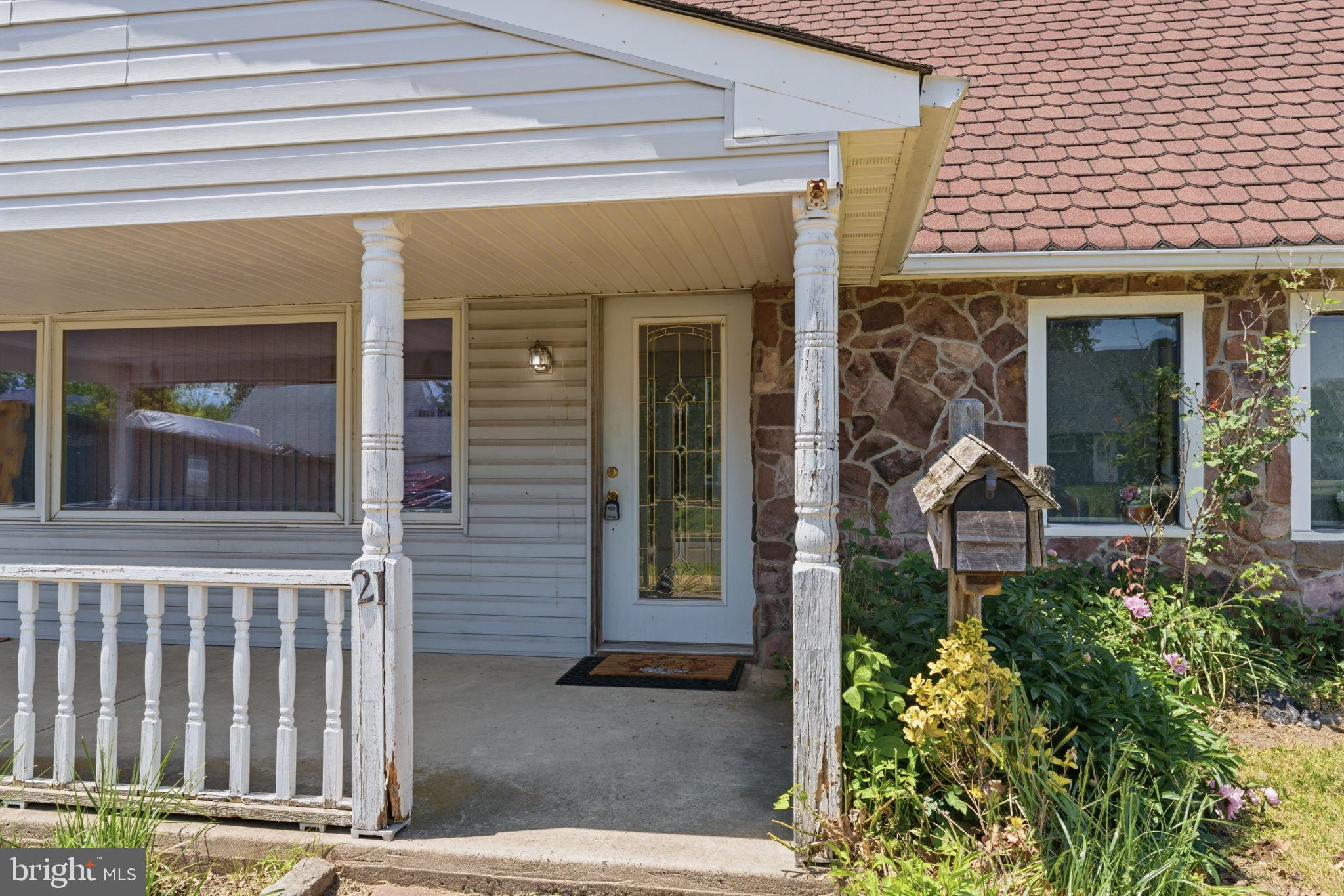 INDIAN CREEK - Residential