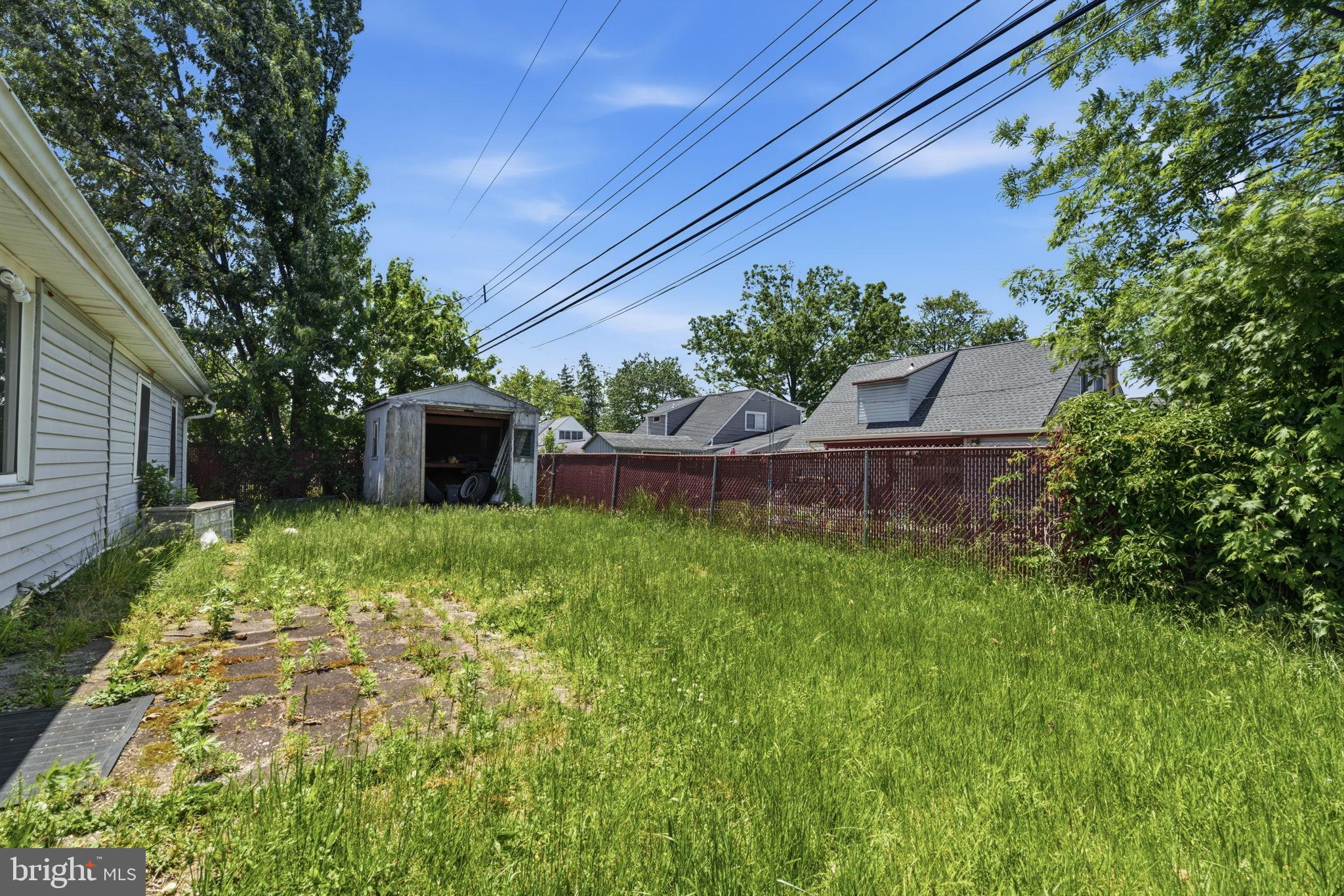 INDIAN CREEK - Residential