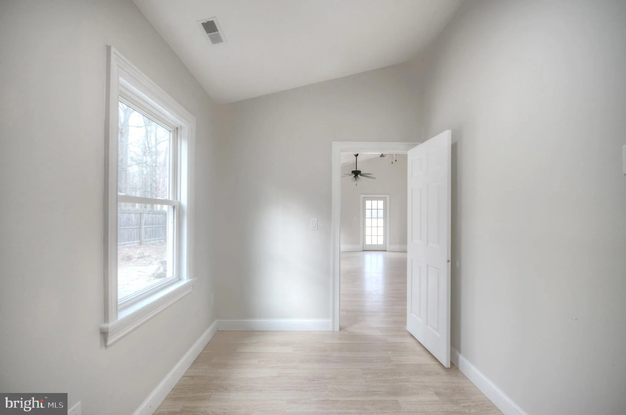 Millville, New Jersey 08332, United States, 3 Bedrooms Bedrooms, ,2 BathroomsBathrooms,Residential,Pending,21827