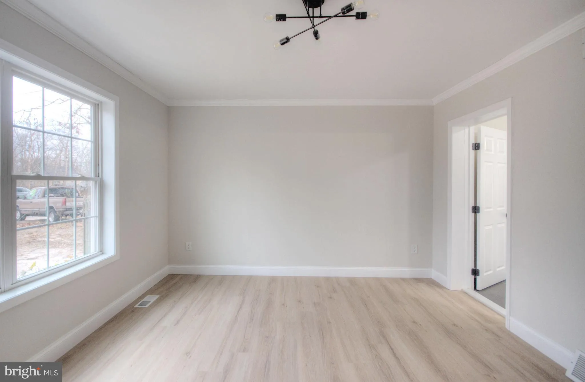 Millville, New Jersey 08332, United States, 3 Bedrooms Bedrooms, ,2 BathroomsBathrooms,Residential,Pending,21827