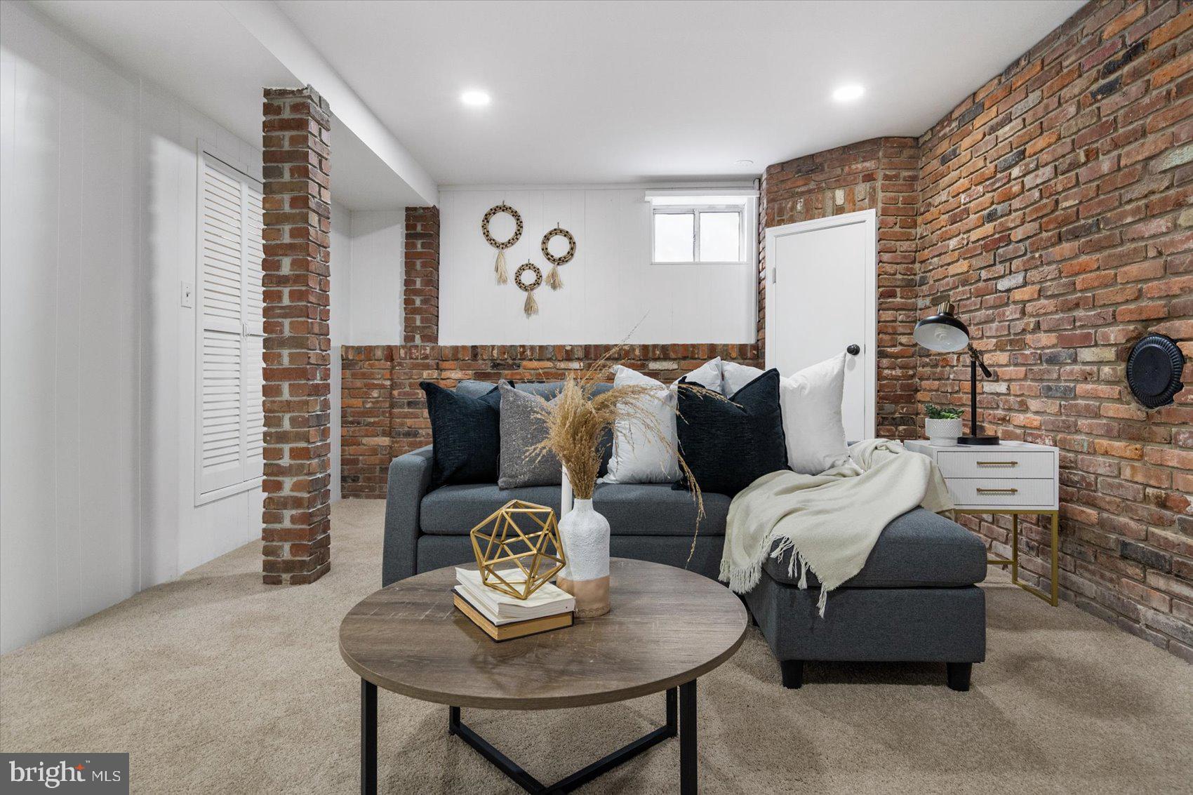 PARKVILLE - Residential