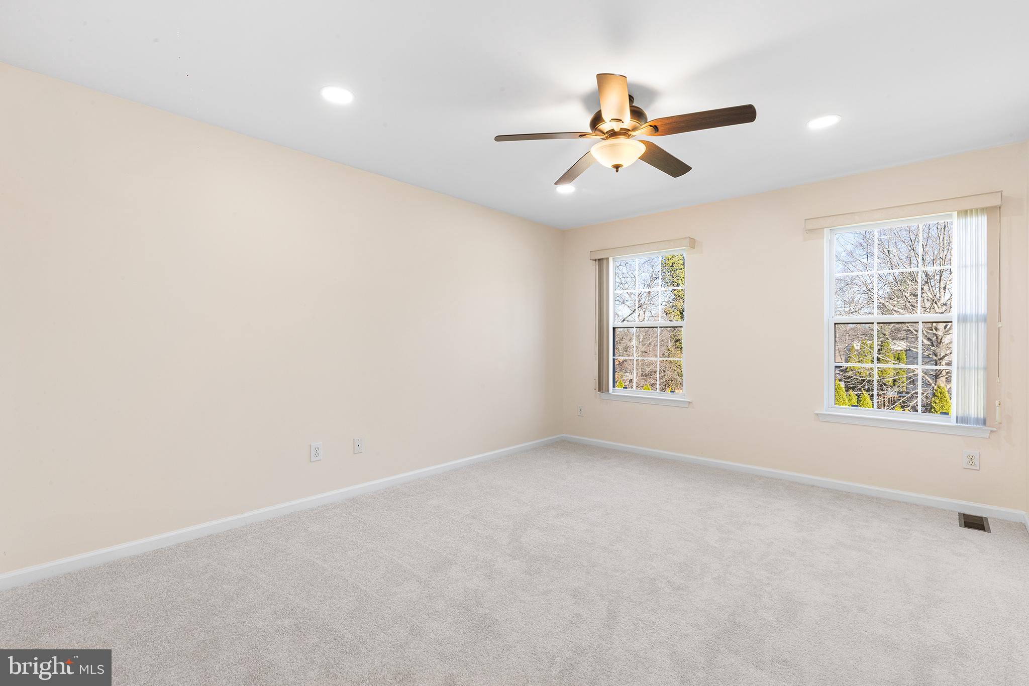 SUNSET HOLLOW - Residential