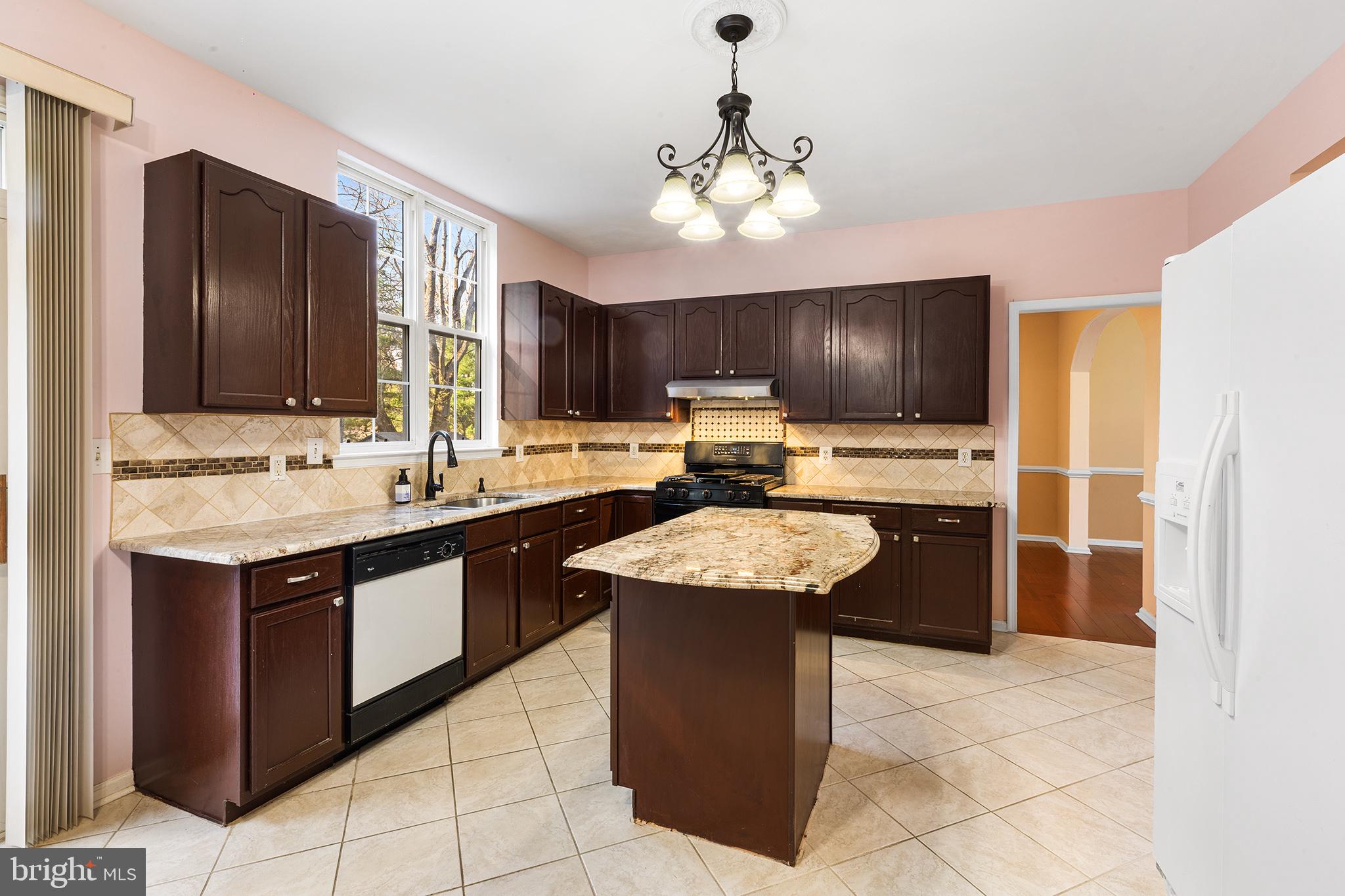 SUNSET HOLLOW - Residential