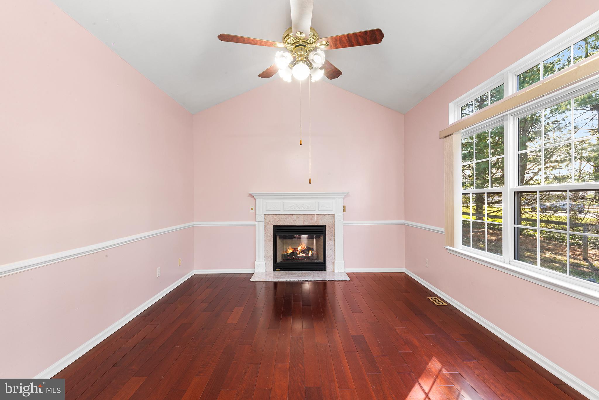 SUNSET HOLLOW - Residential