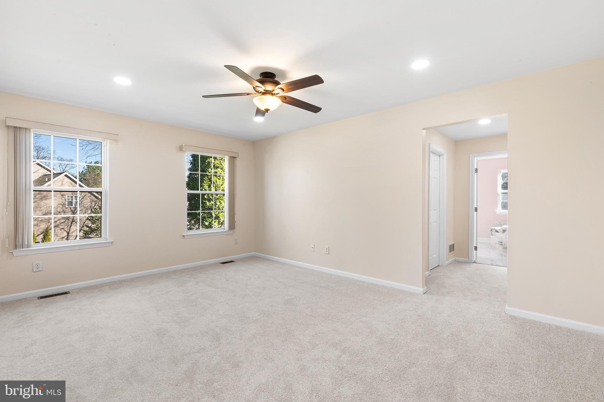 SUNSET HOLLOW - Residential