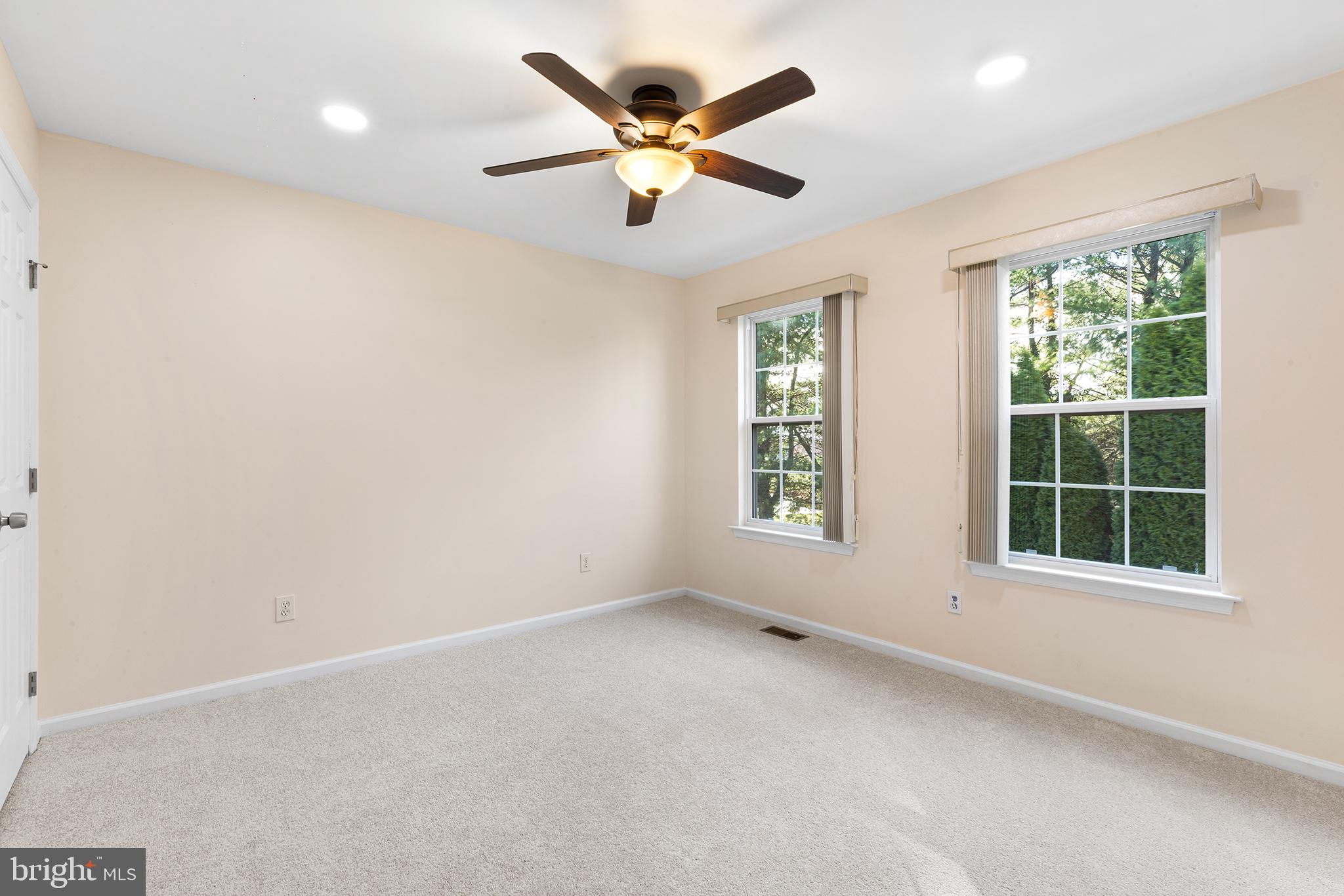 SUNSET HOLLOW - Residential