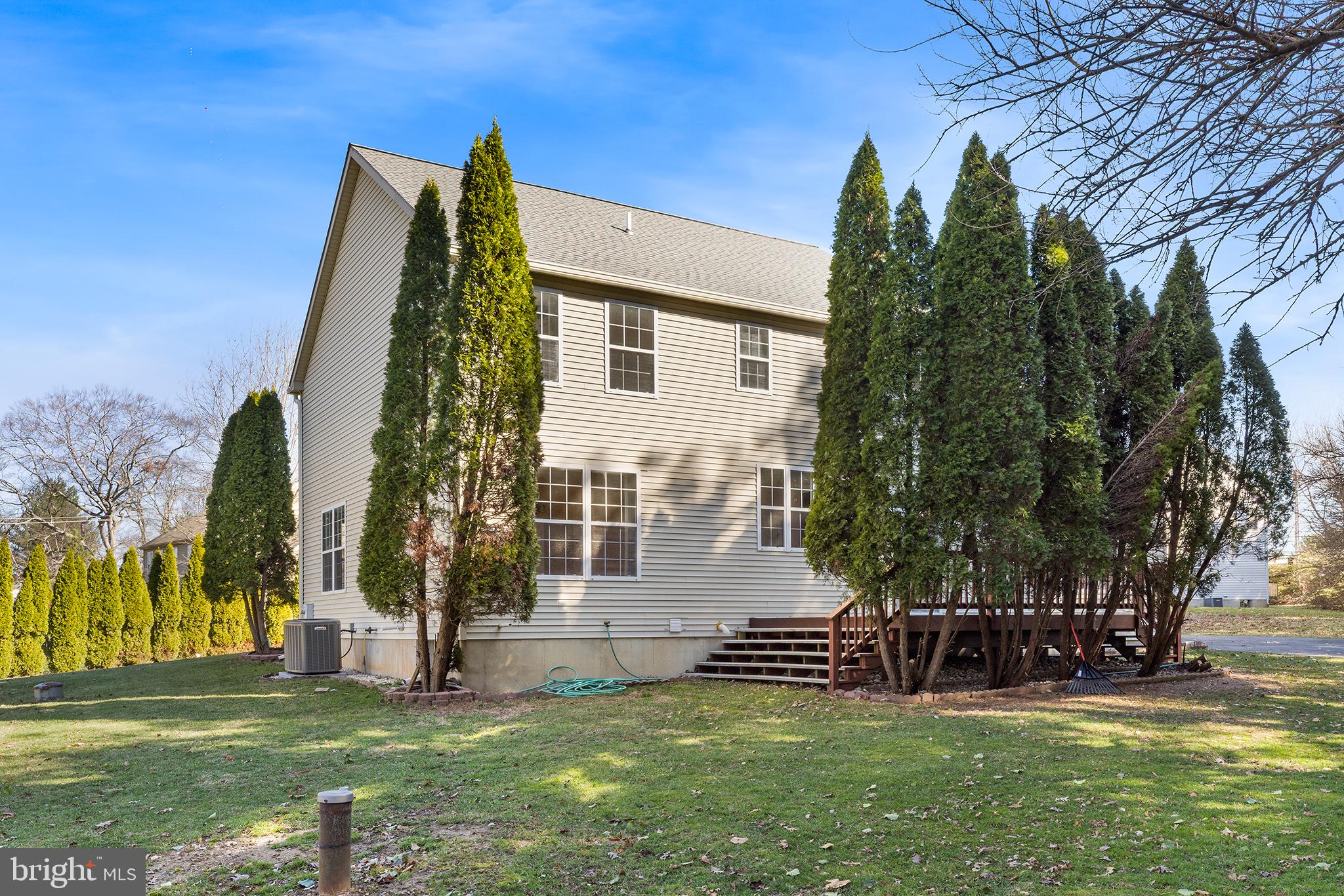 SUNSET HOLLOW - Residential