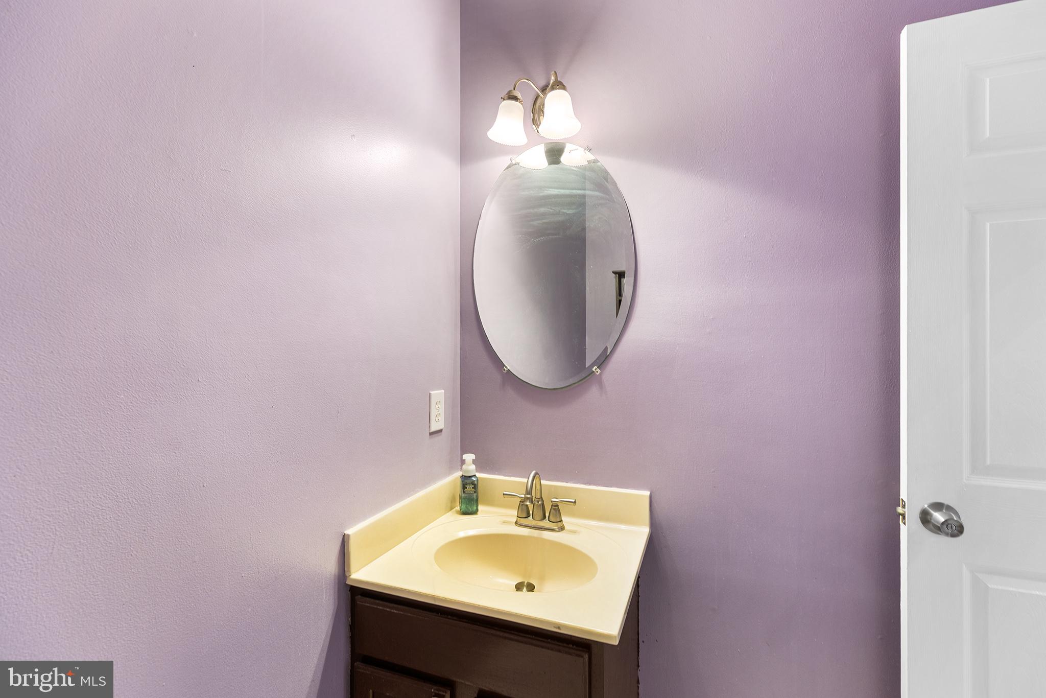 SUNSET HOLLOW - Residential