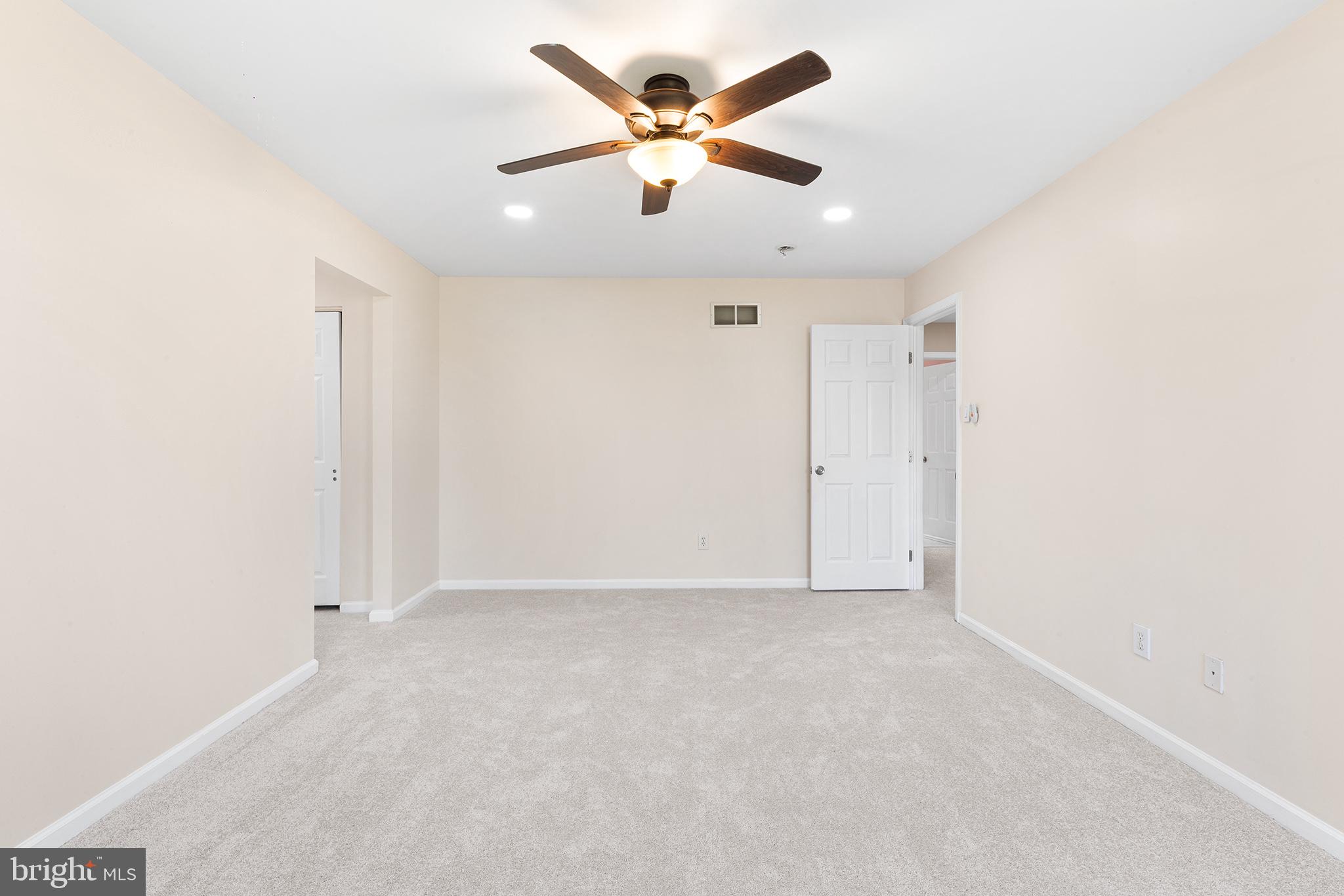 SUNSET HOLLOW - Residential