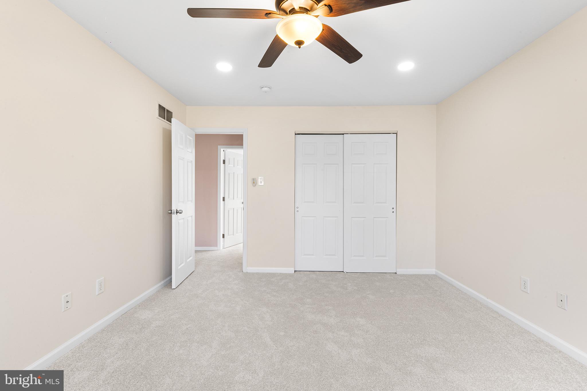 SUNSET HOLLOW - Residential