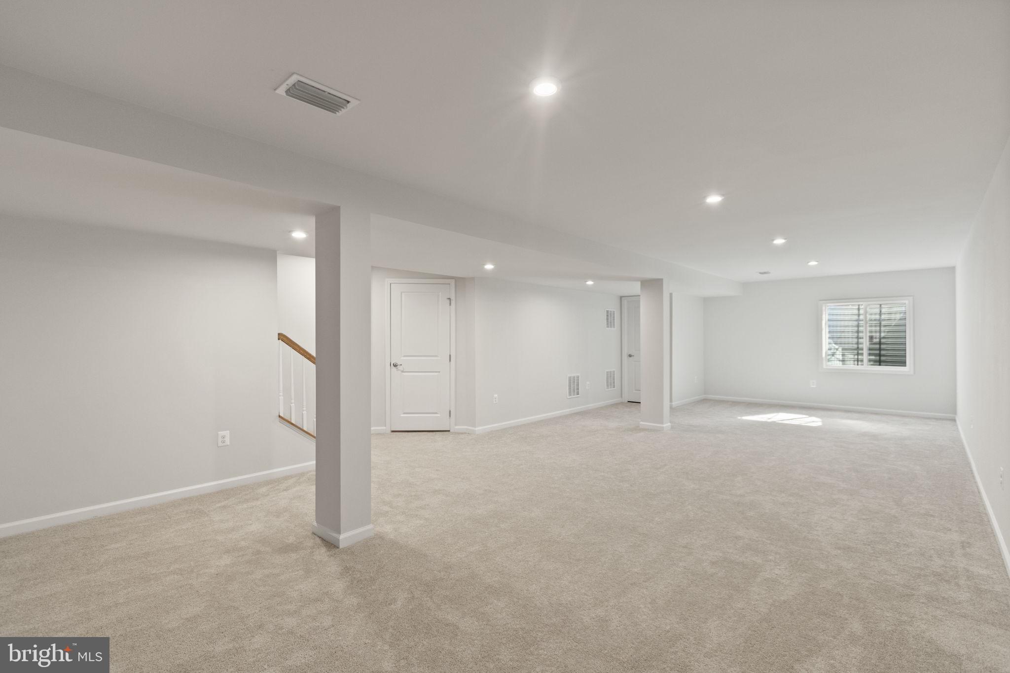 FREDERICKSBURG - Residential Lease