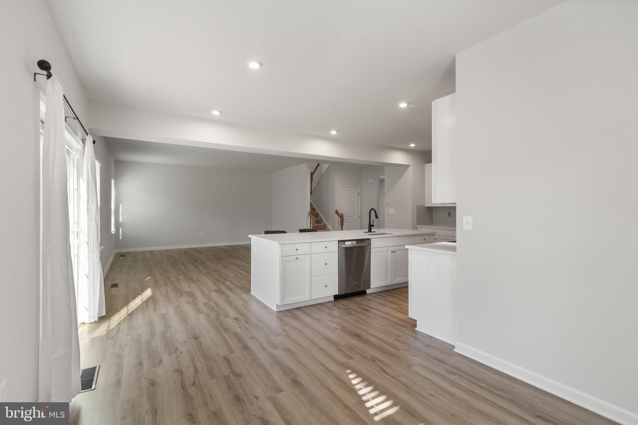 FREDERICKSBURG - Residential Lease