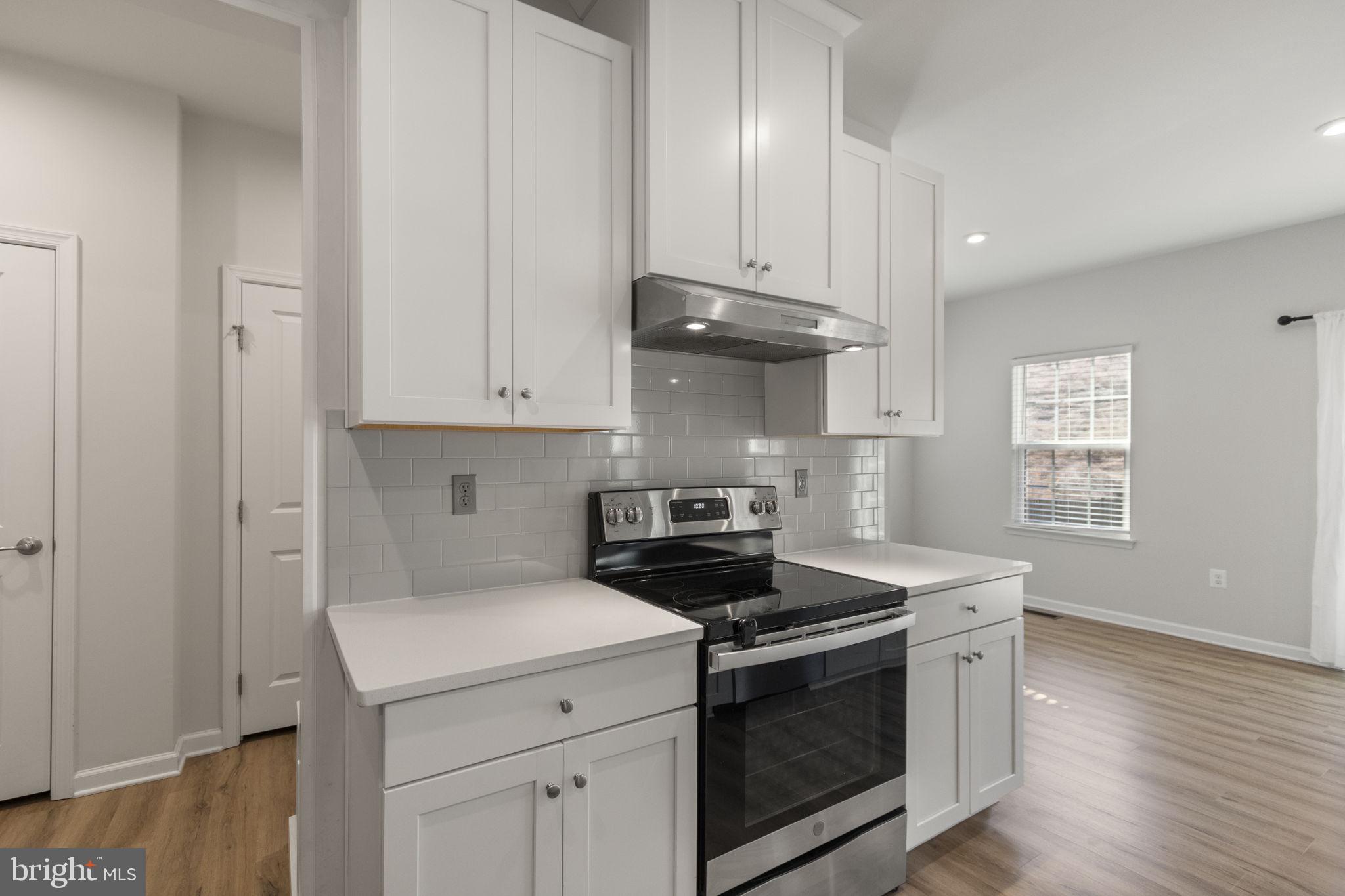 FREDERICKSBURG - Residential Lease