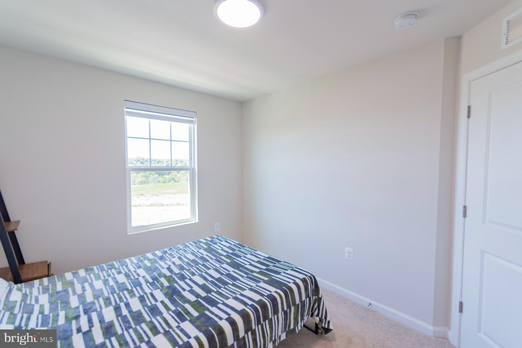 PRESIDENTS POINTE - Residential Lease