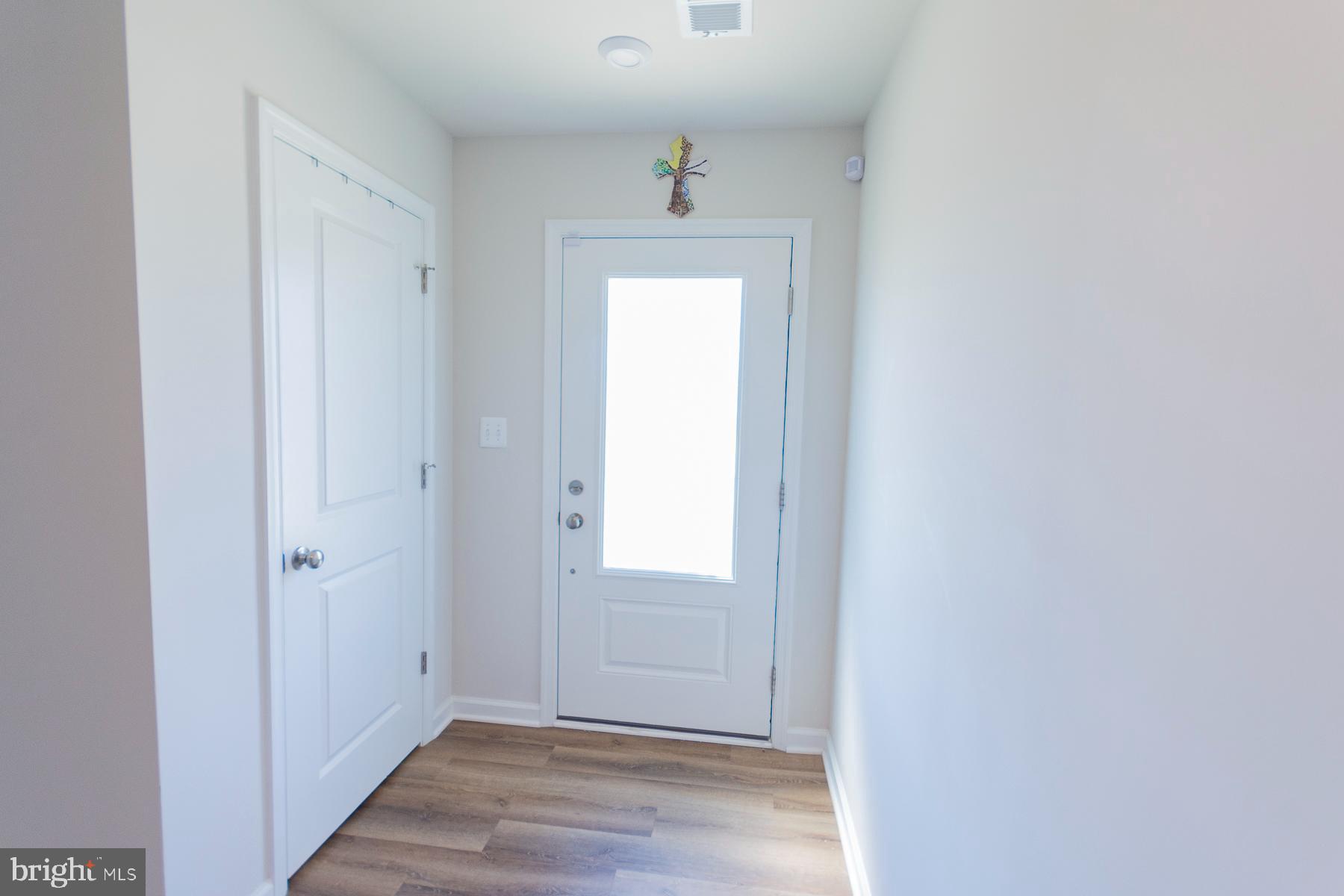 PRESIDENTS POINTE - Residential Lease