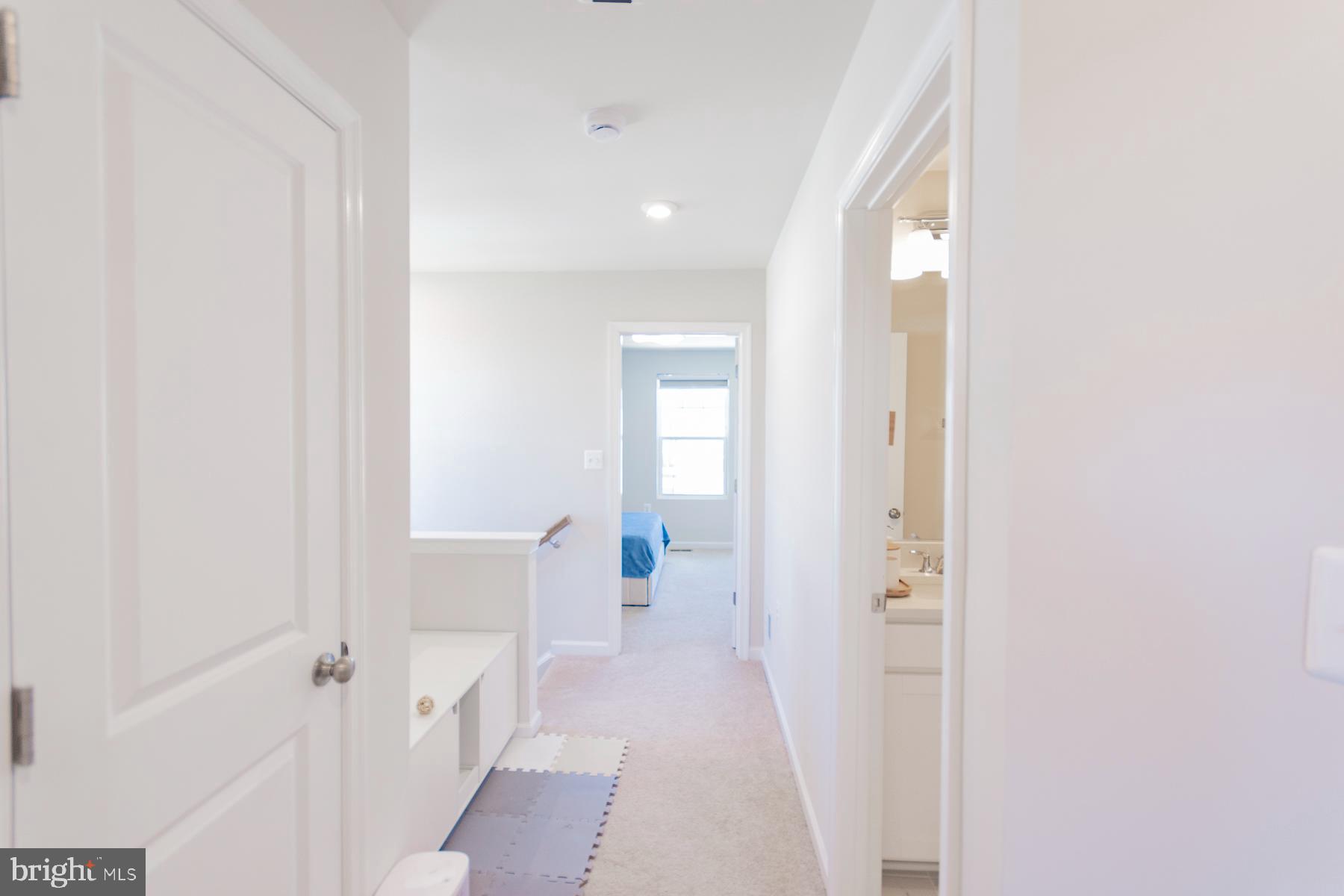 PRESIDENTS POINTE - Residential Lease