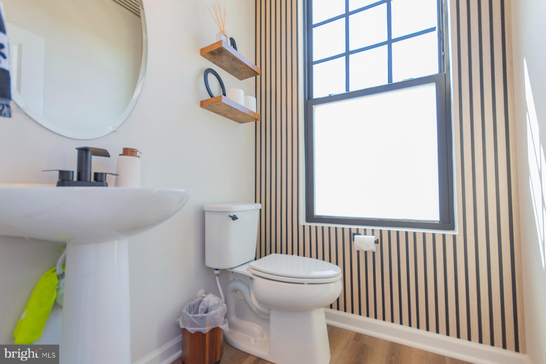 PRESIDENTS POINTE - Residential Lease