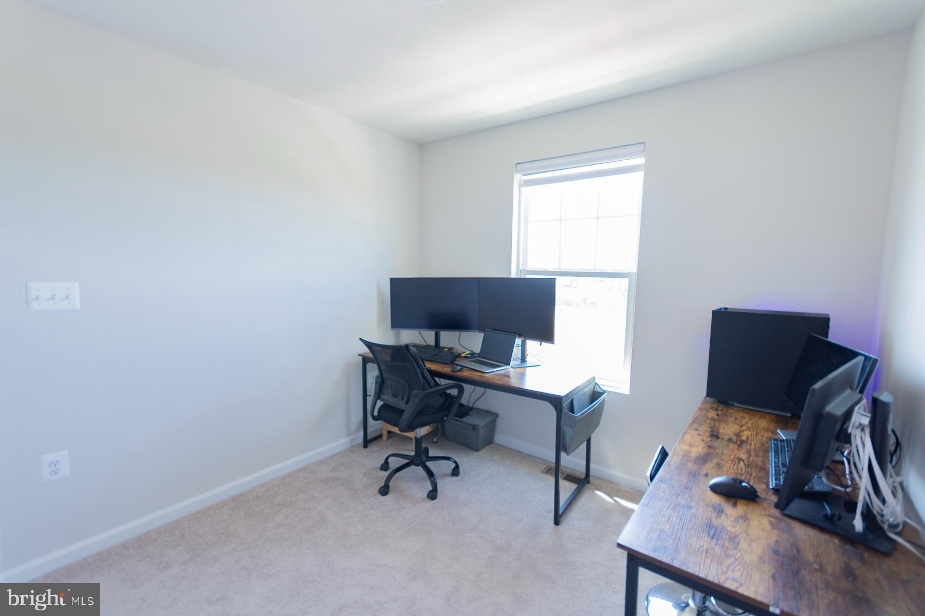 PRESIDENTS POINTE - Residential Lease