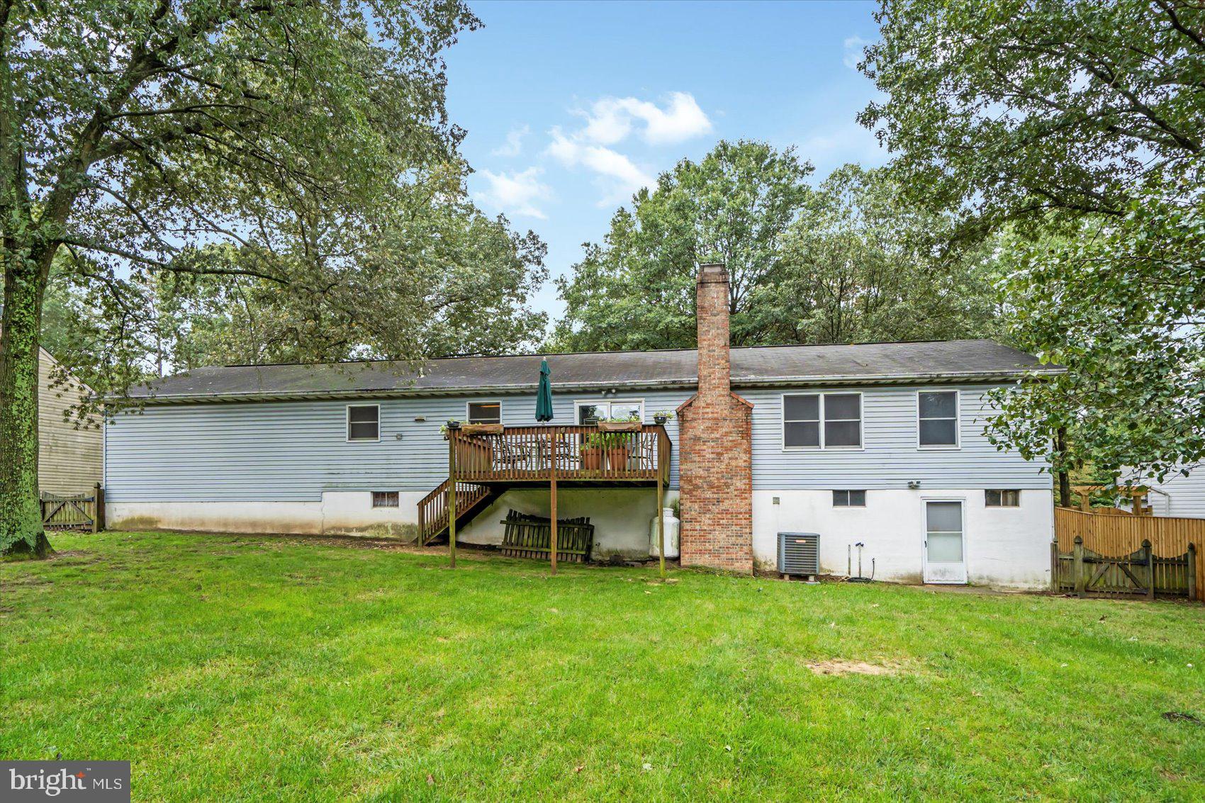 ELMHURST - Residential