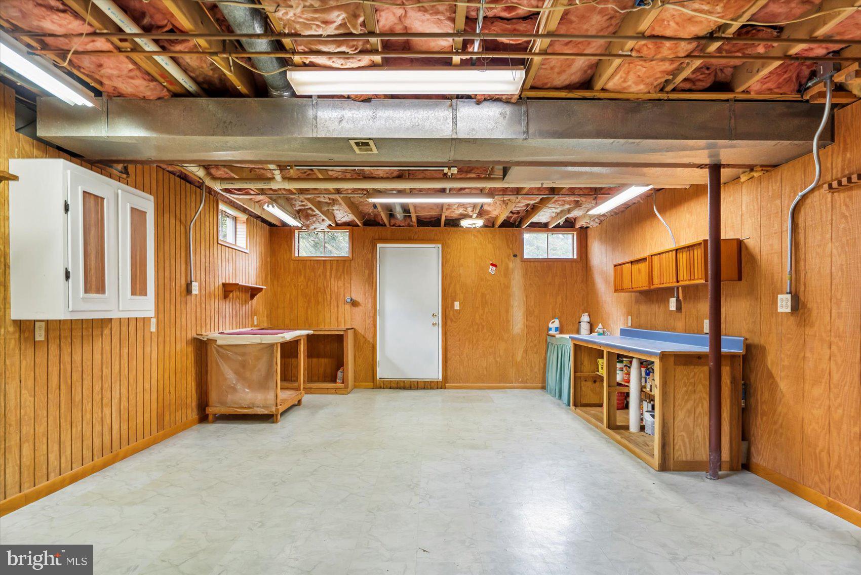 ELMHURST - Residential