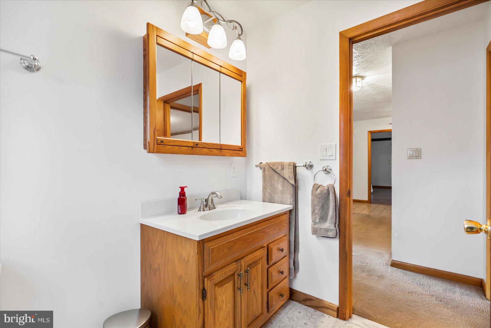 ELMHURST - Residential